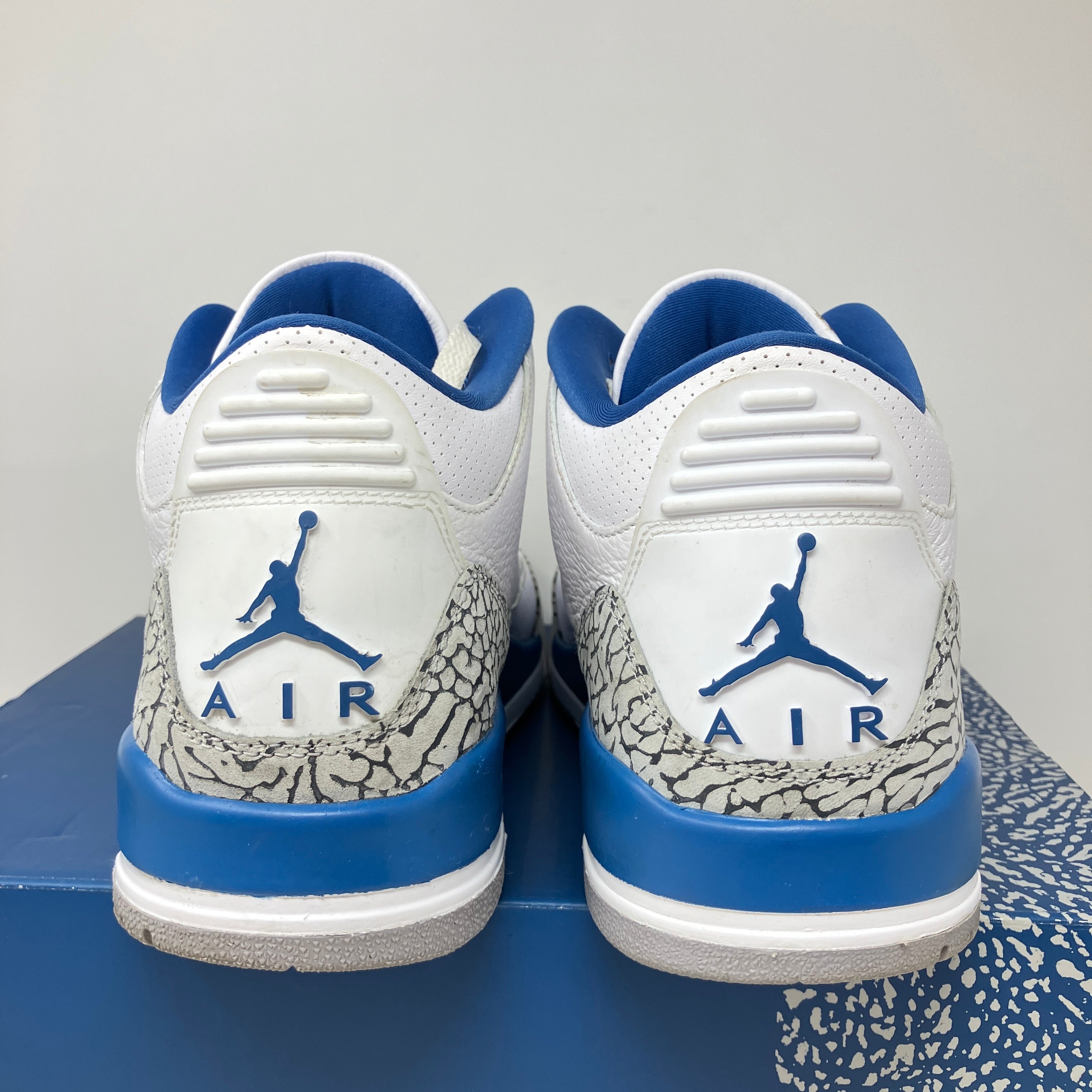 Jordan 3 Retro Wizards