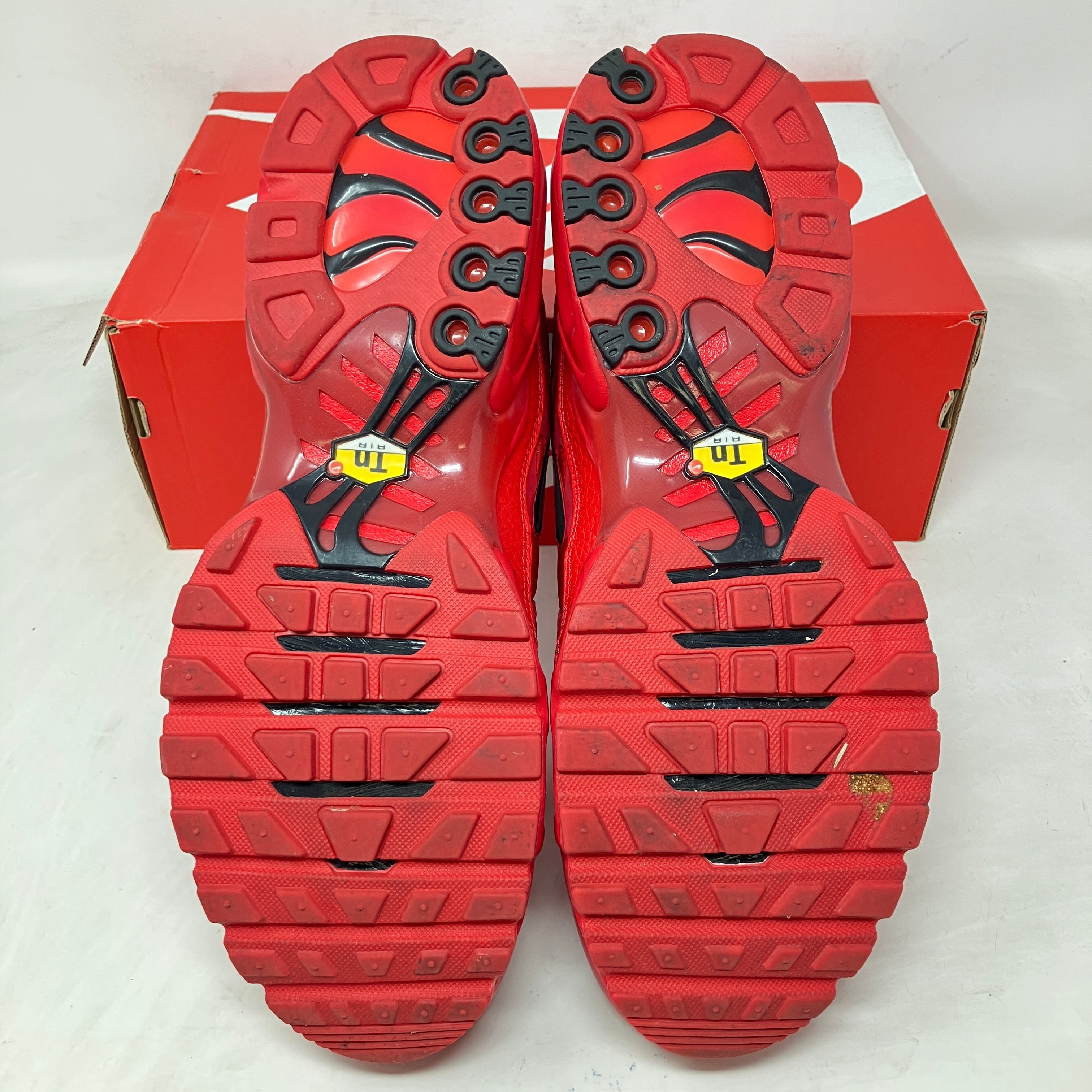 Nike Air Max Plus University Red Chile Red