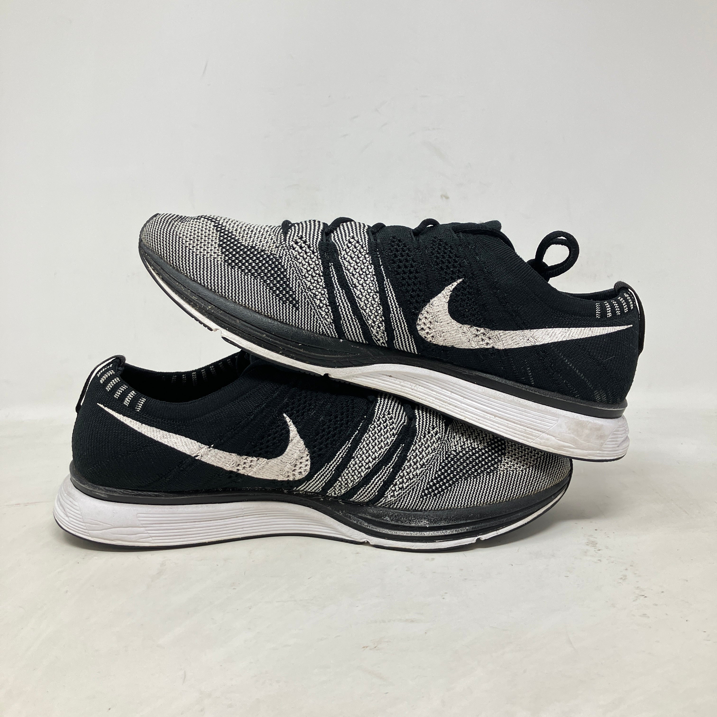 Nike Flyknit Trainer Oreo