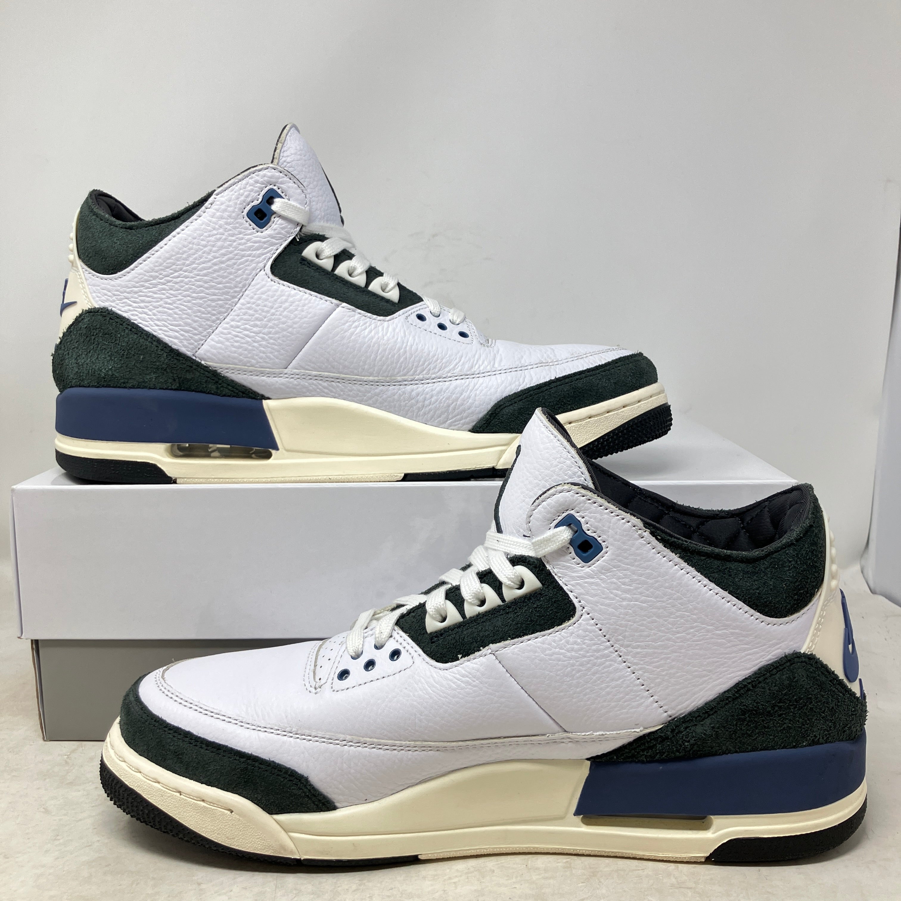 Jordan 3 Retro OG SP A Ma Maniére Diffused Blue