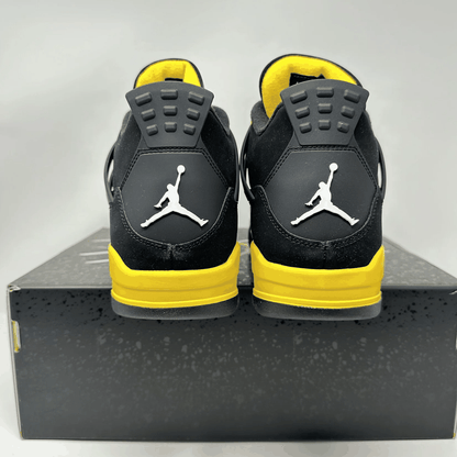 Jordan 4 Retro Thunder (2023)