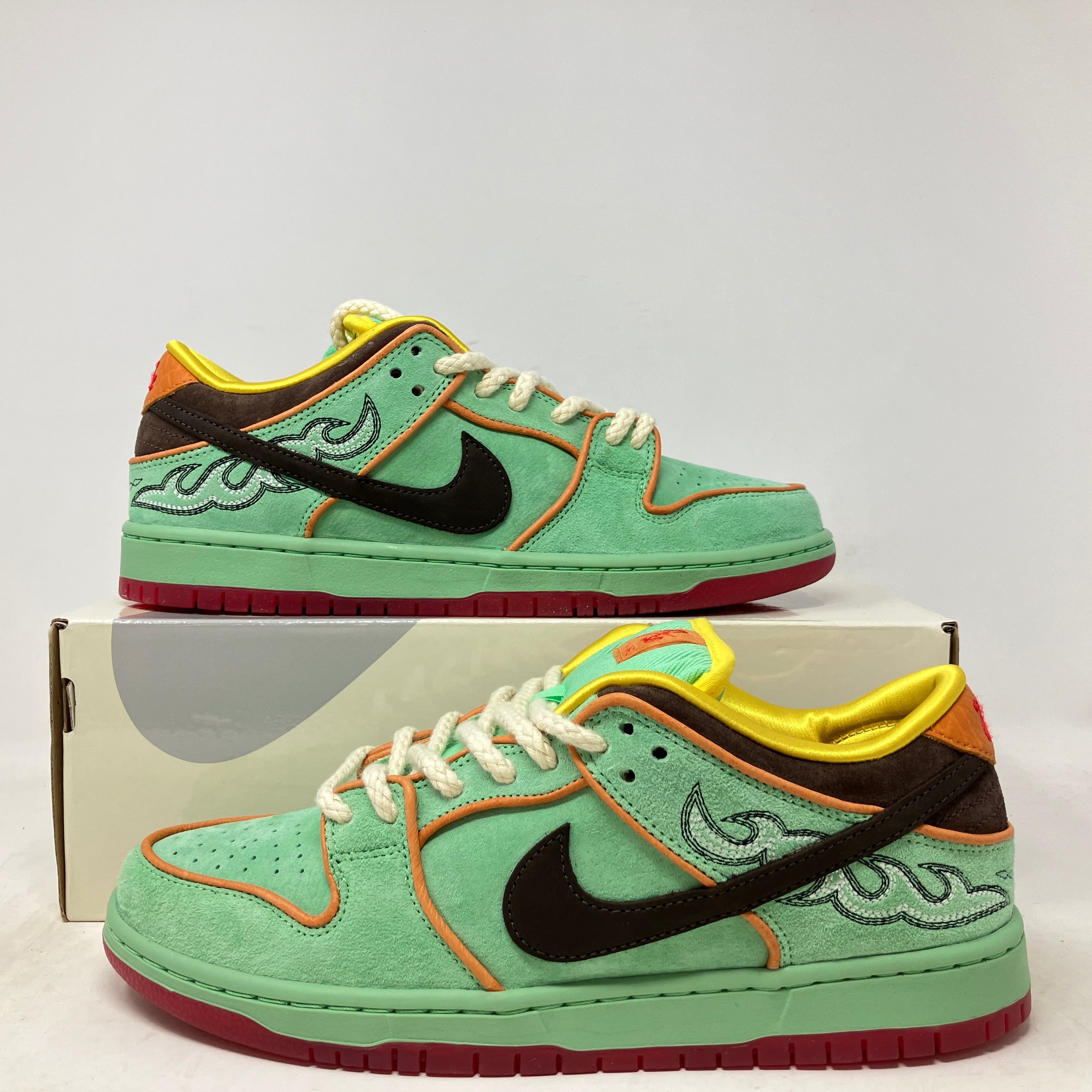 Nike SB Dunk Low Rodeo Tourmaline