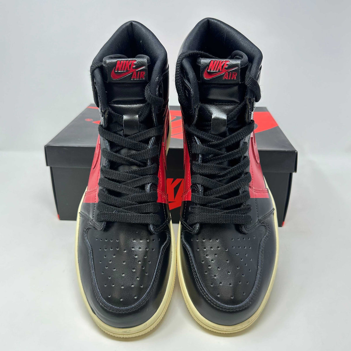 Jordan 1 Retro High OG Defiant Couture