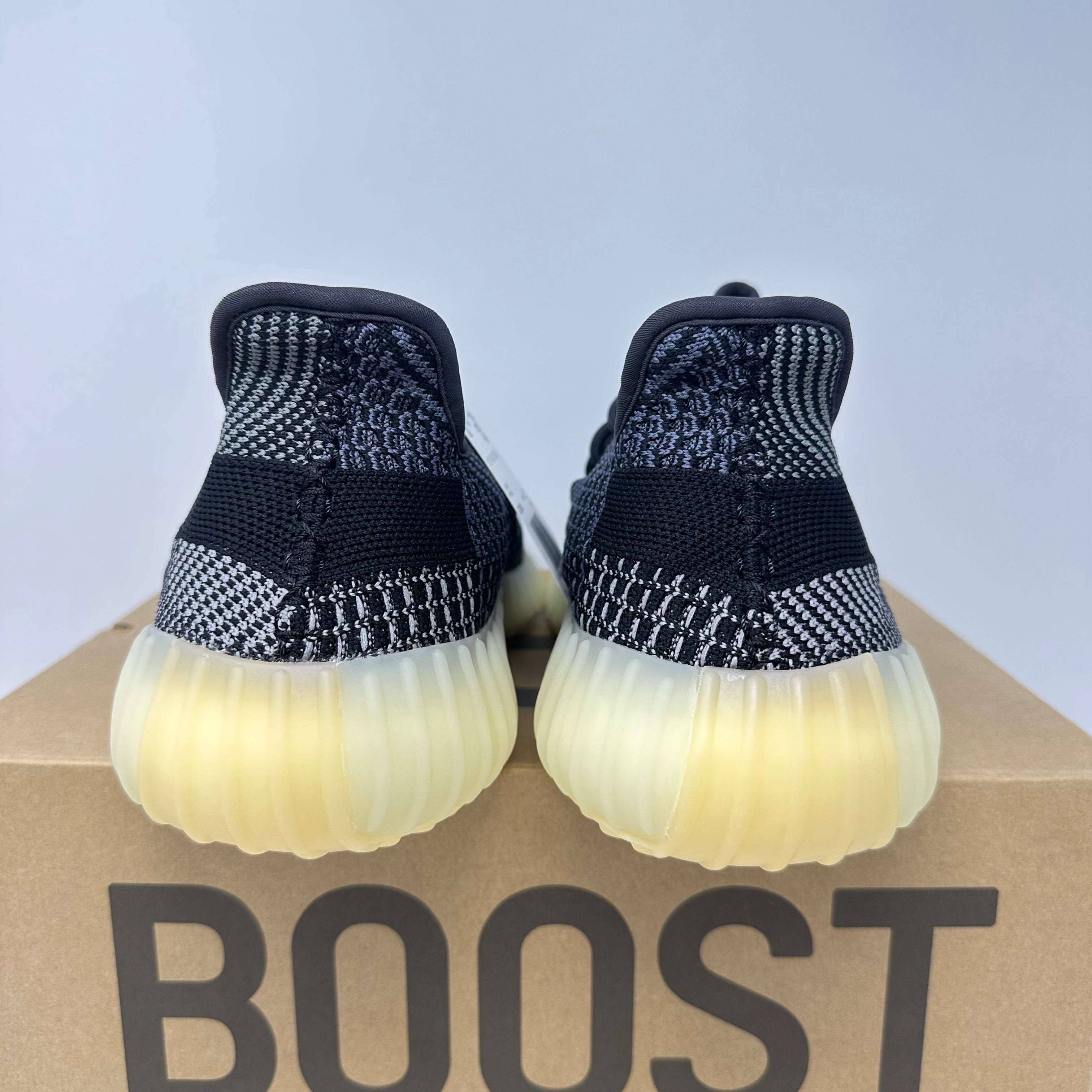 adidas Yeezy Boost 350 V2 Carbon