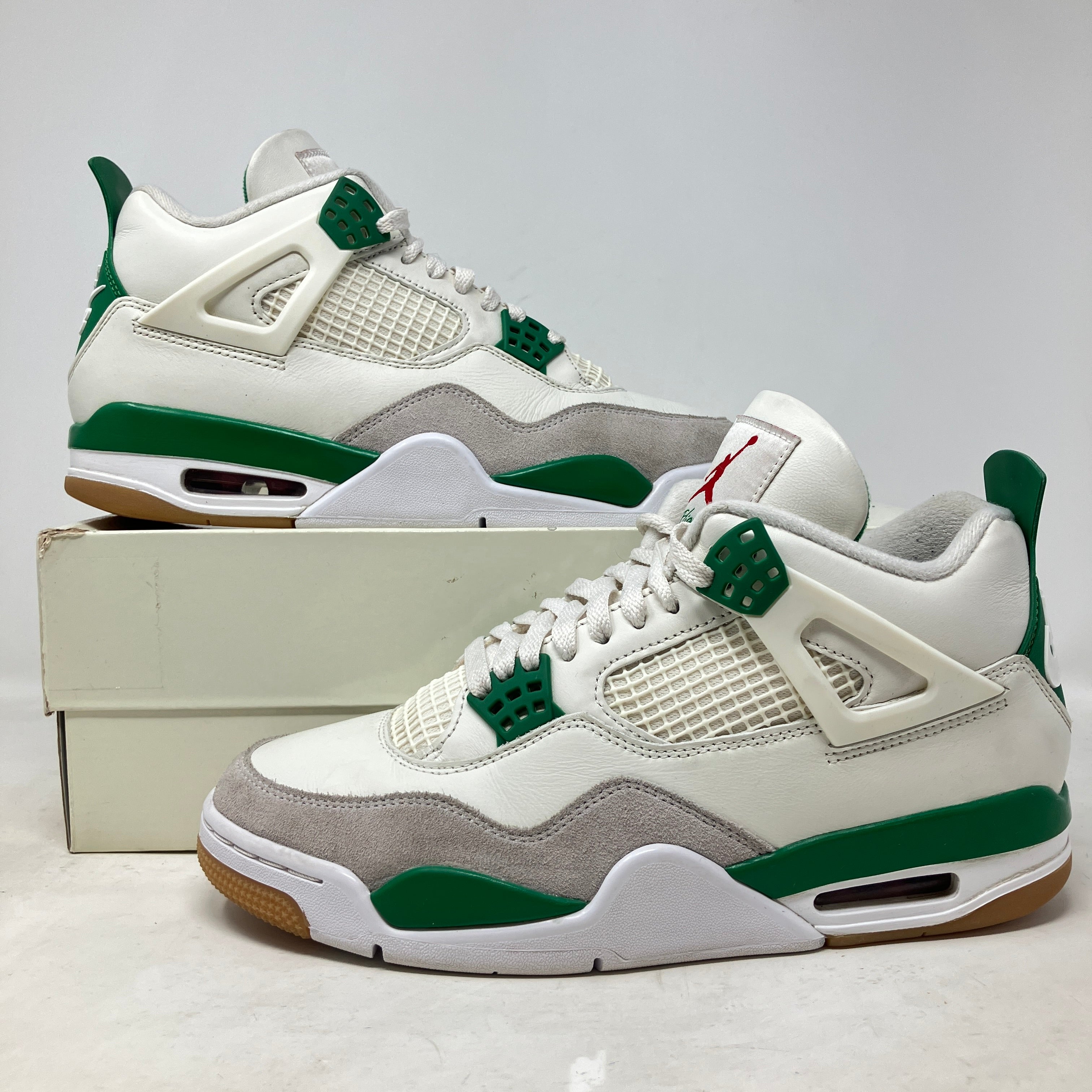 Jordan 4 Retro SB Pine Green