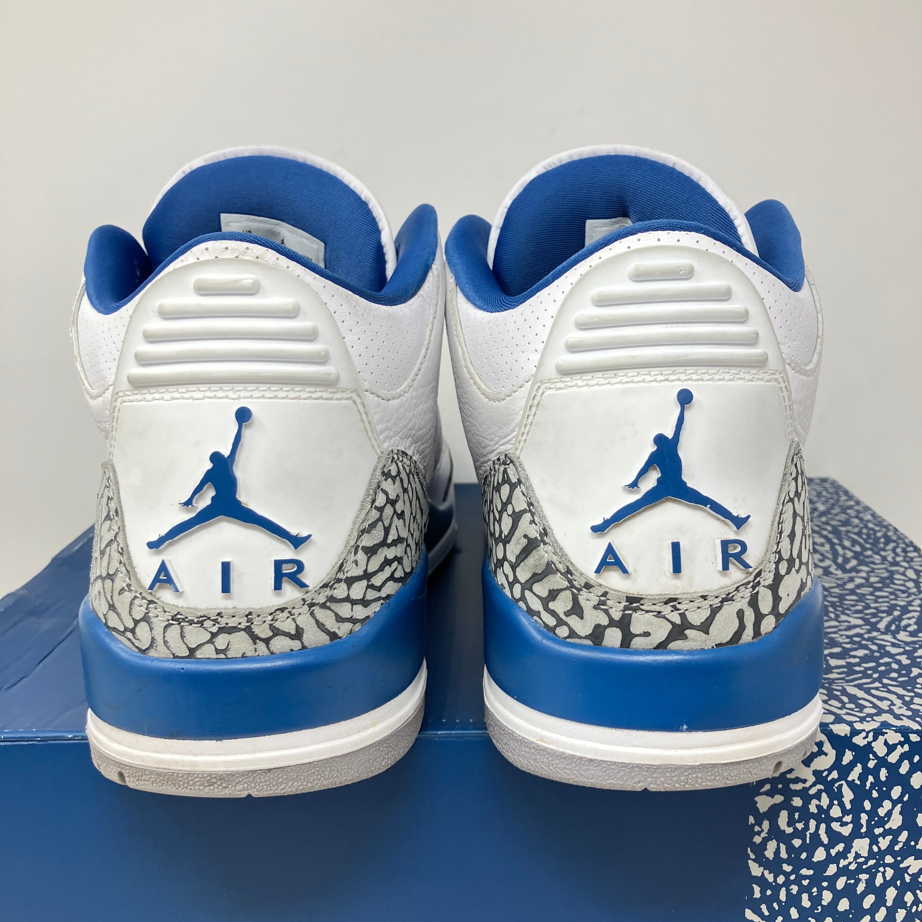 Jordan 3 Retro Wizards