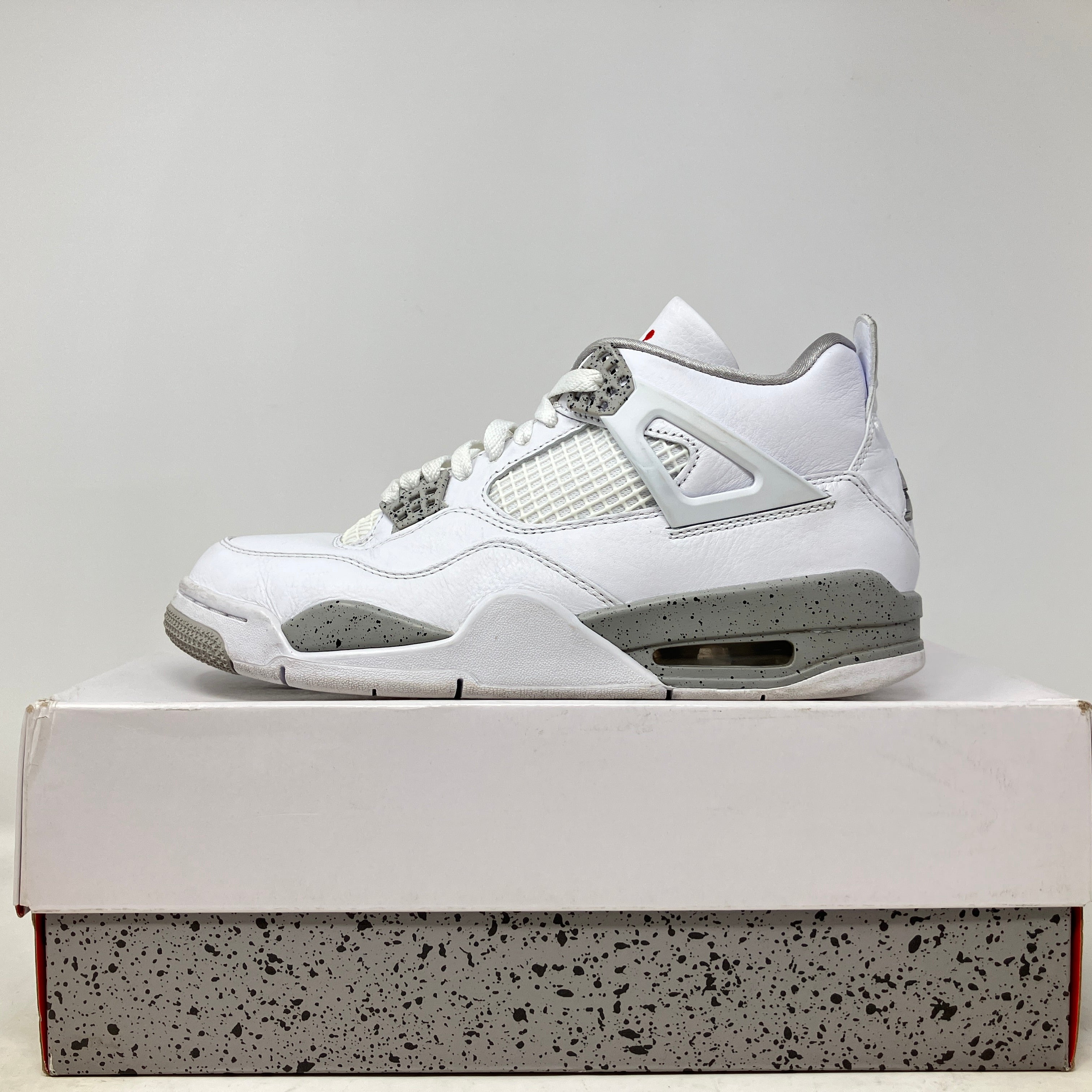 Jordan 4 White Oreo (2021)