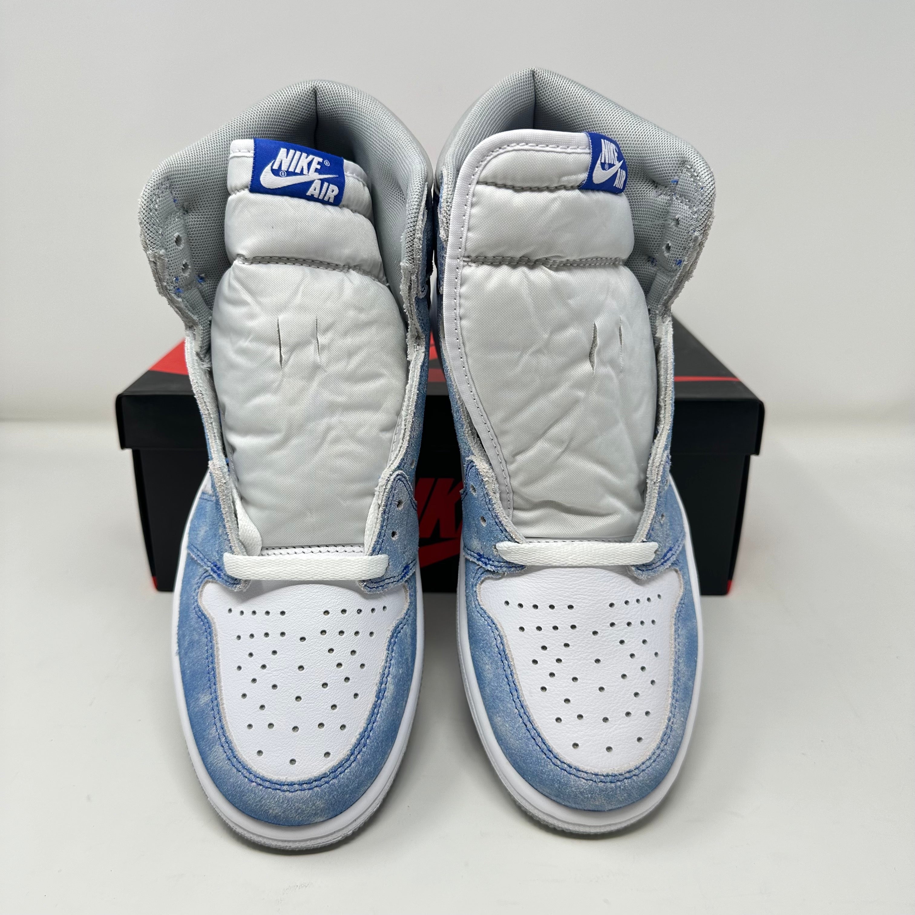 Jordan 1 Retro High Hyper Royal Smoke Grey
