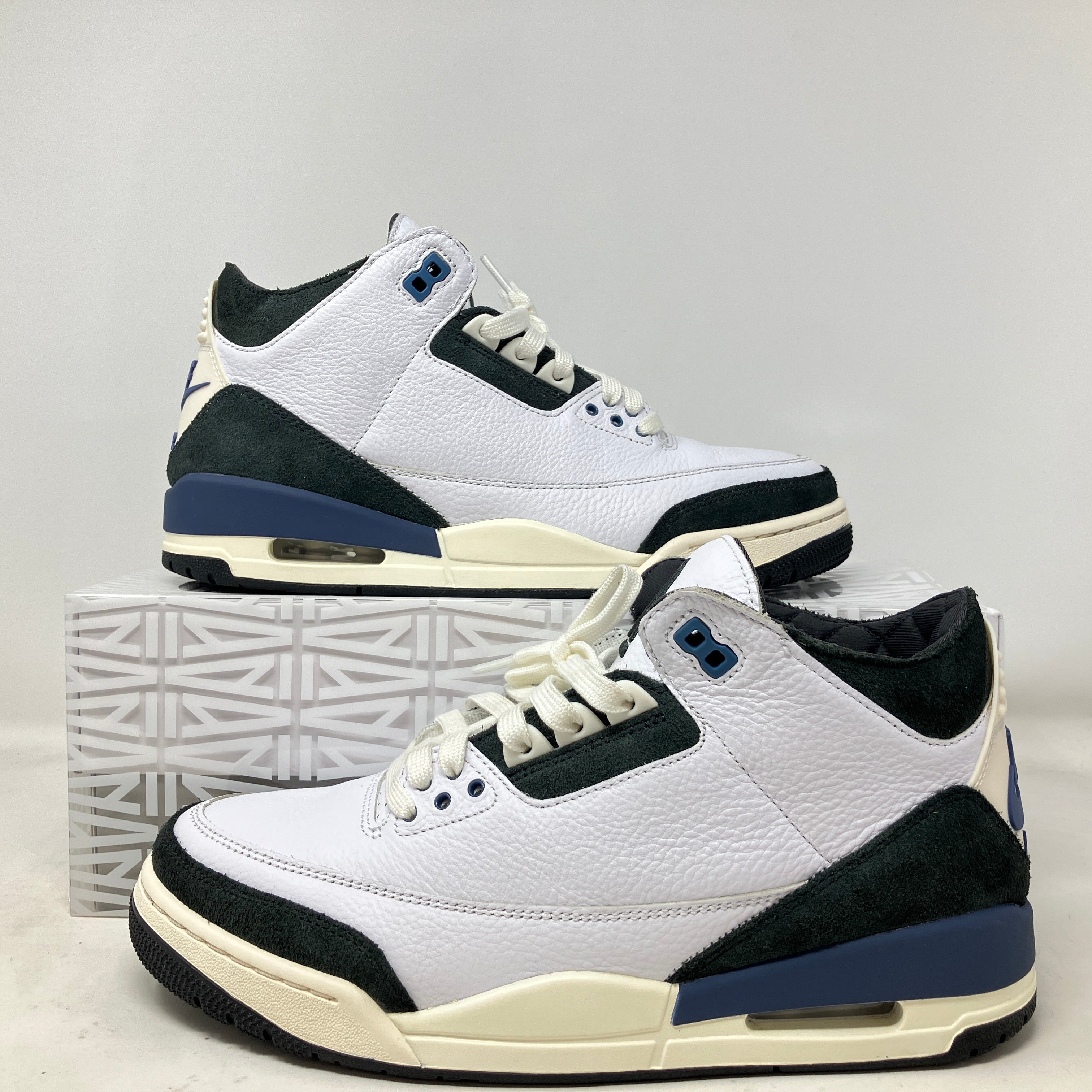 Jordan 3 Retro OG SP A Ma Maniére Diffused Blue
