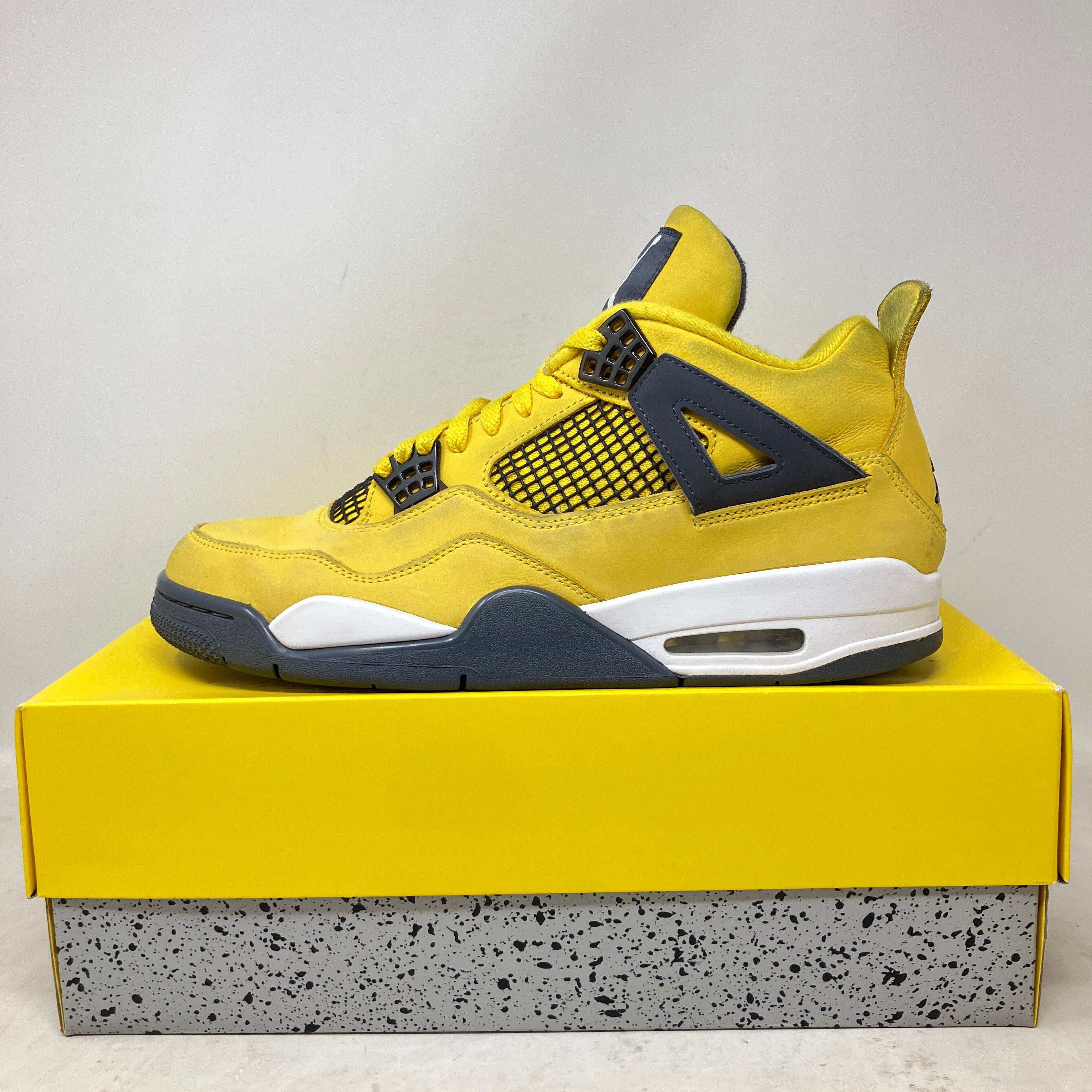 Jordan 4 Retro Lightning (2021)