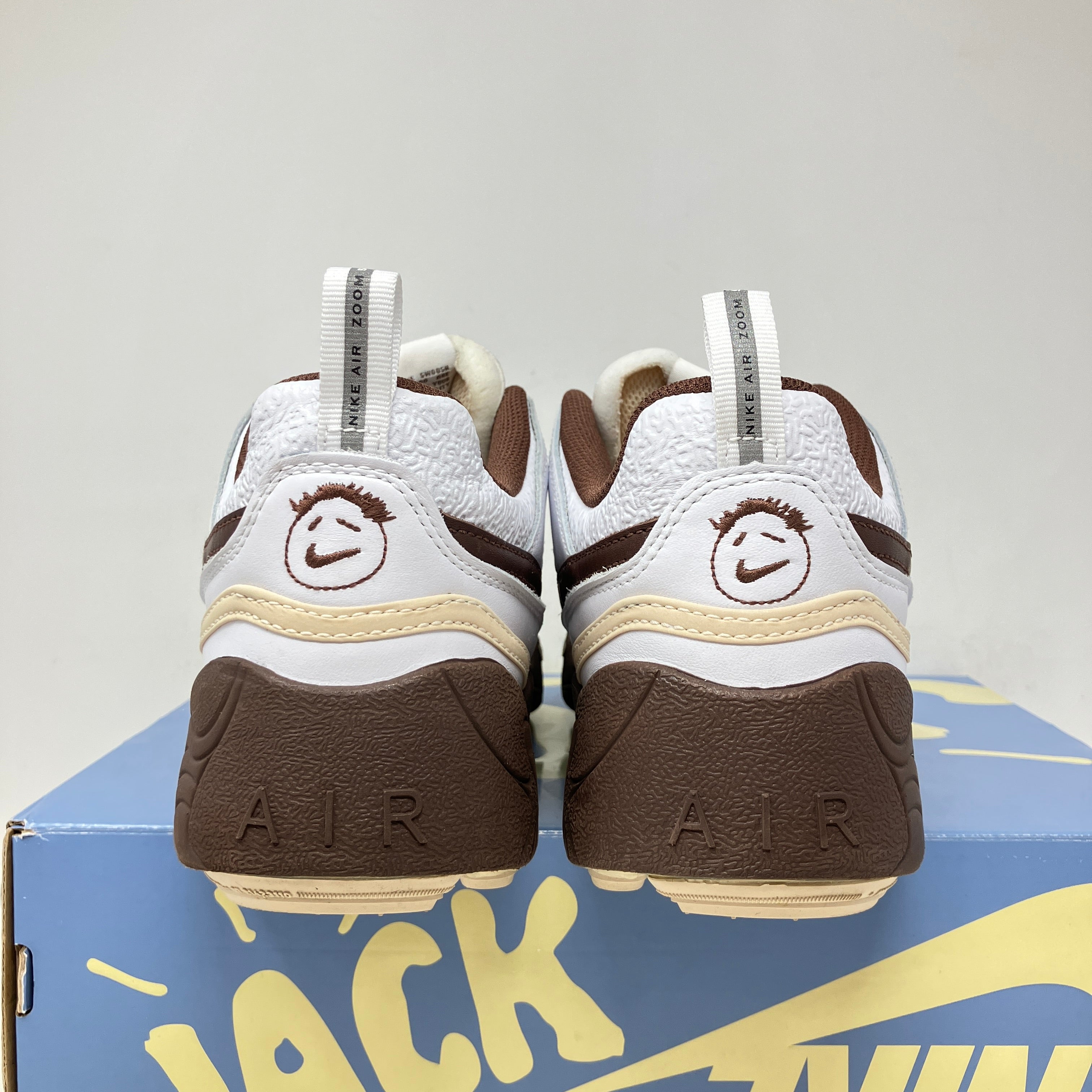 Nike Zoom Field Jaxx Travis Scott Light Chocolate