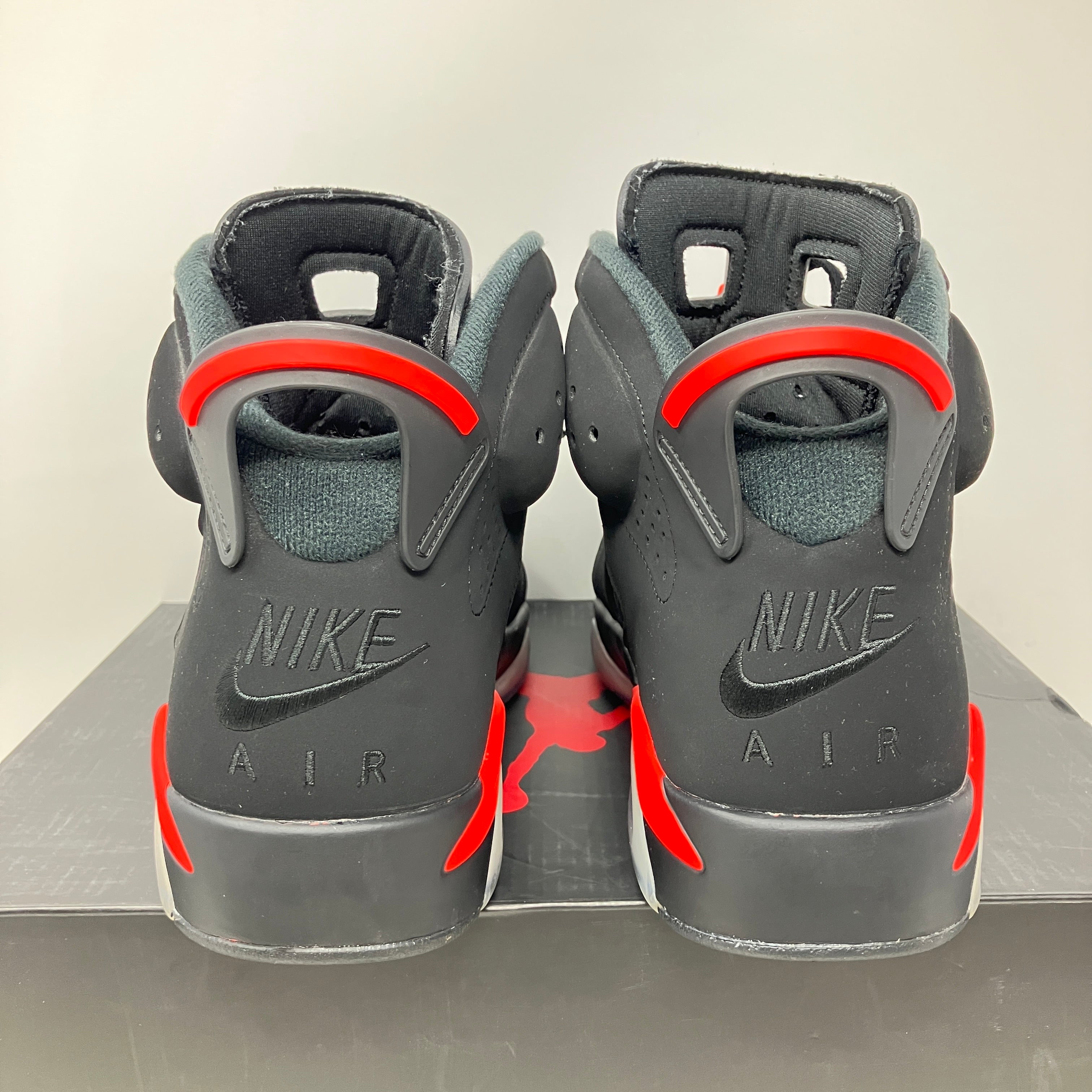 Jordan 6 Retro Black Infrared (2019)