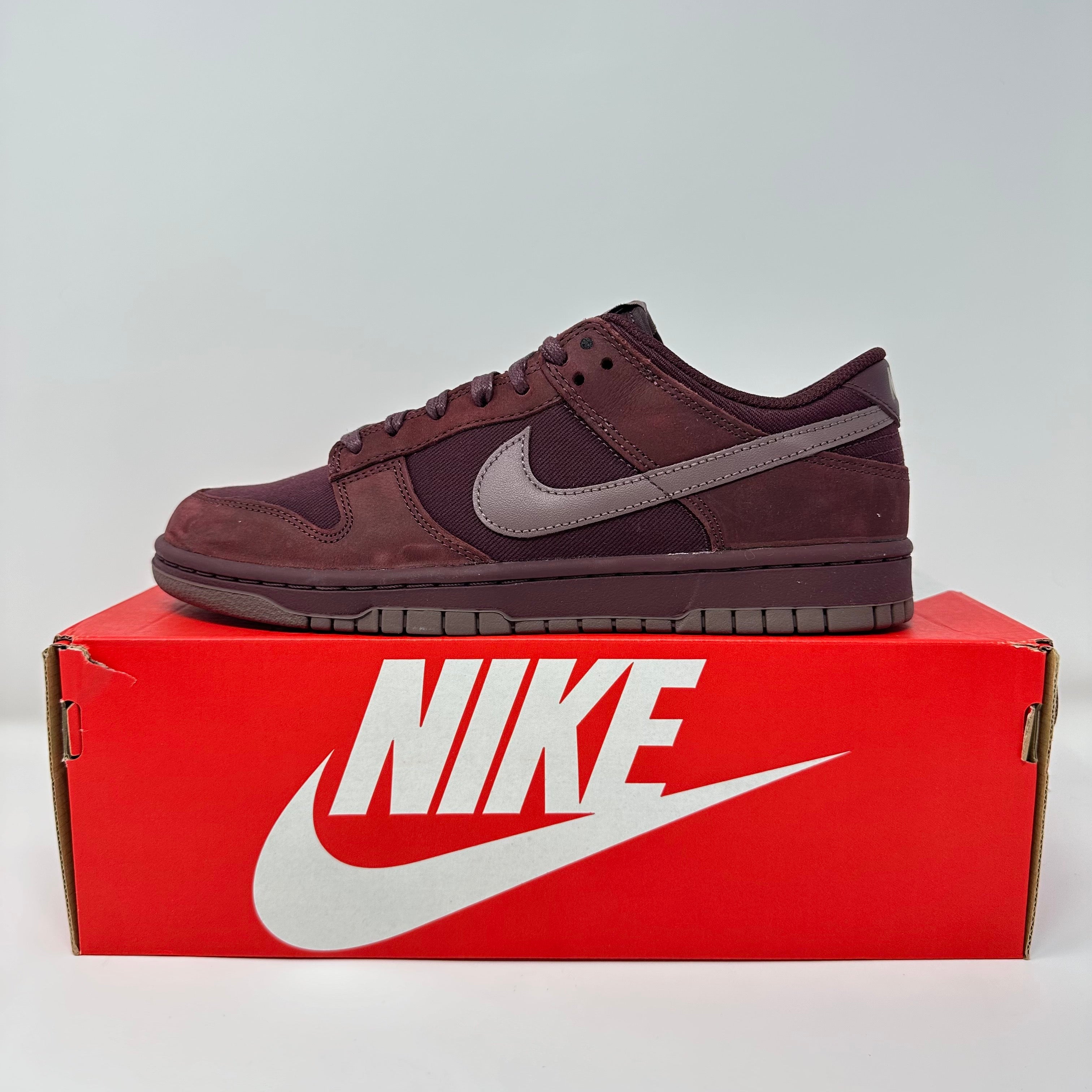 Nike Dunk Low Retro Premium Burgundy Crush