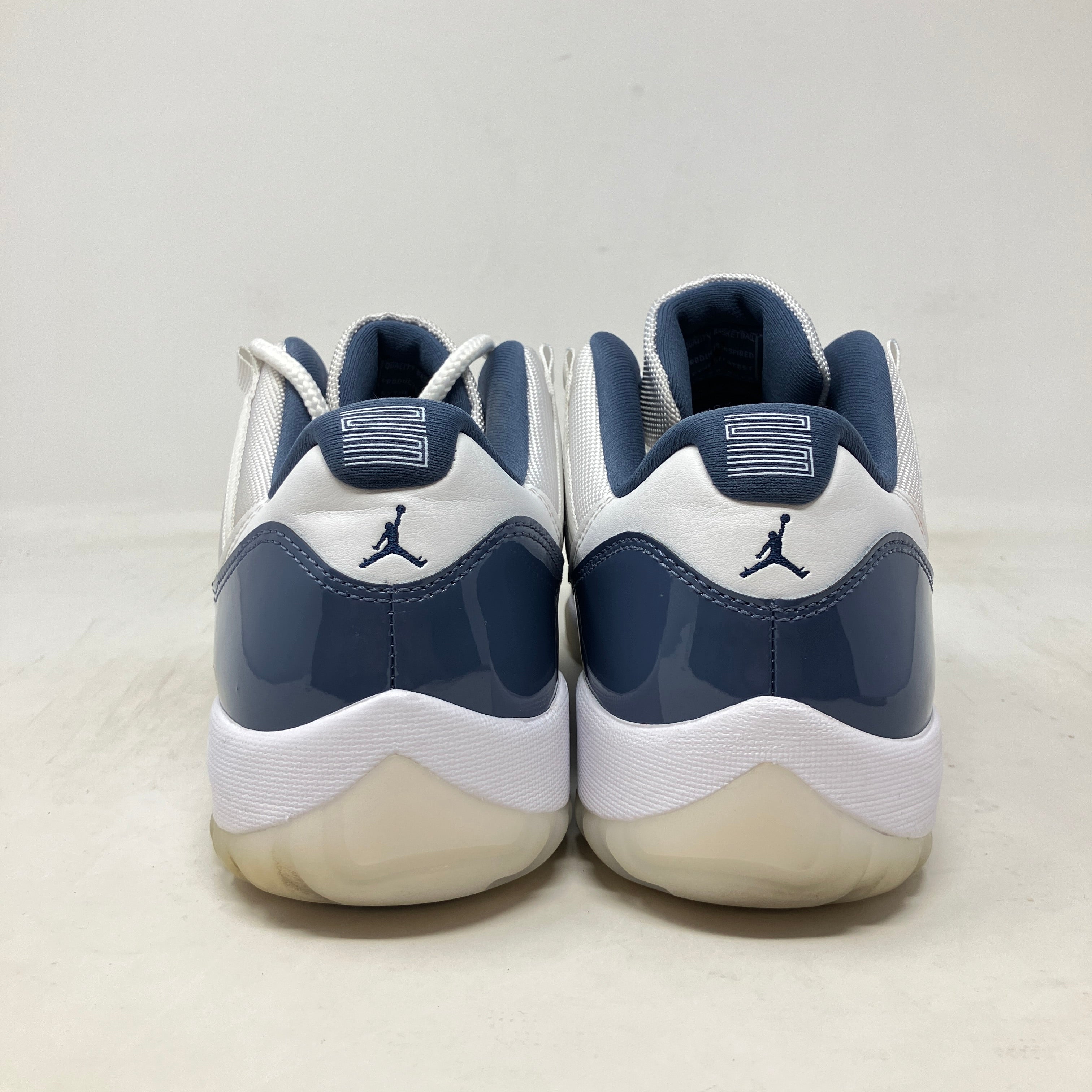 Jordan 11 Retro Low Diffused Blue