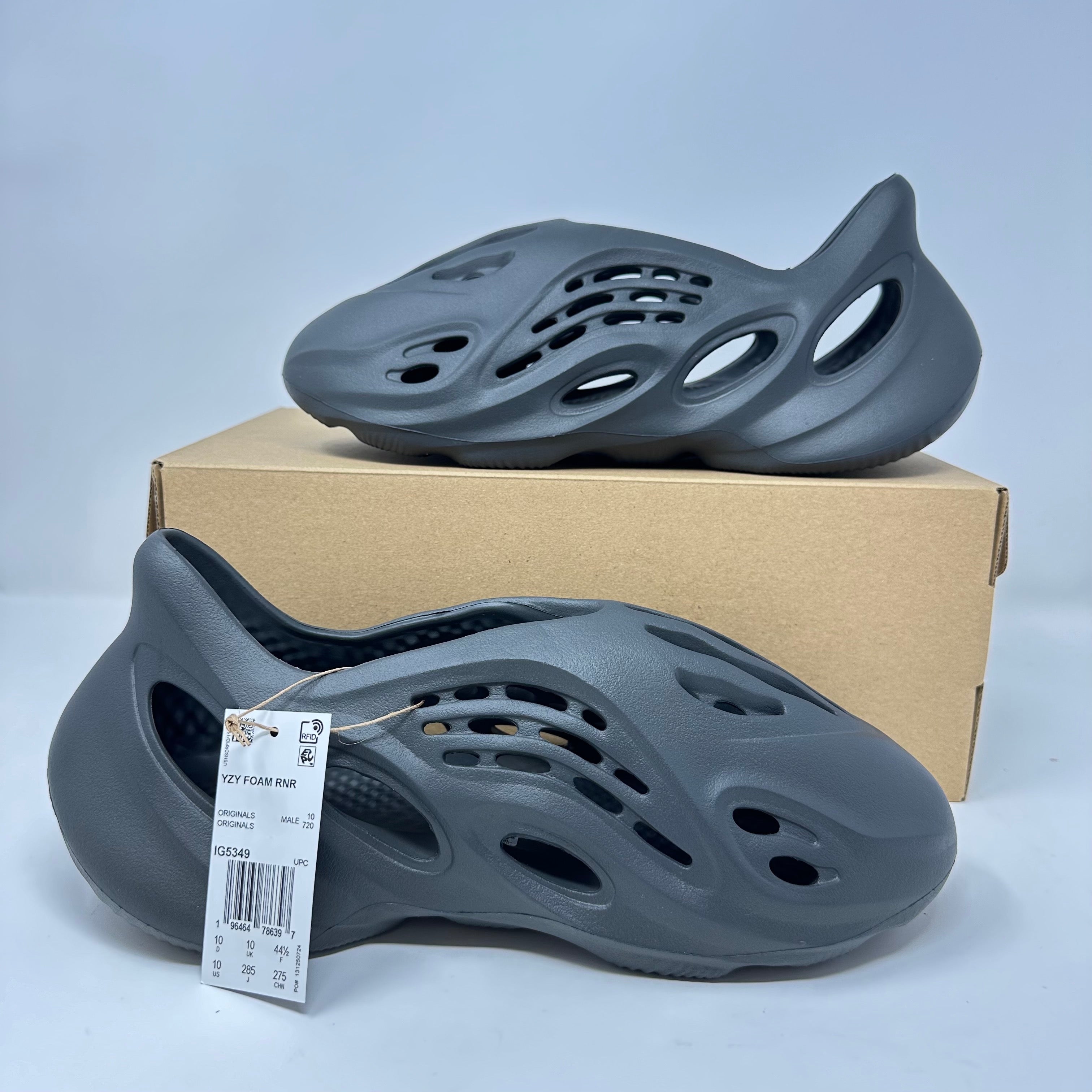 adidas Yeezy Foam RNR Onyx