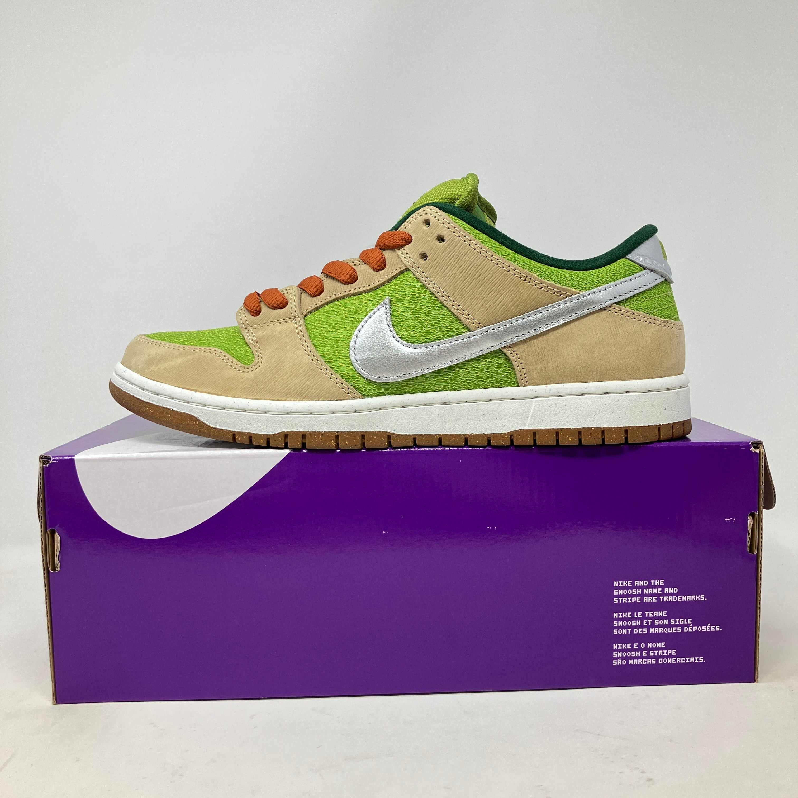 Nike SB Dunk Low Escargot