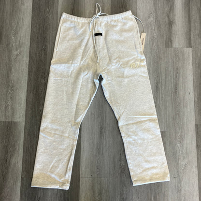 Fear of God Essentials Relaxed Sweatpants Light Oatmeal