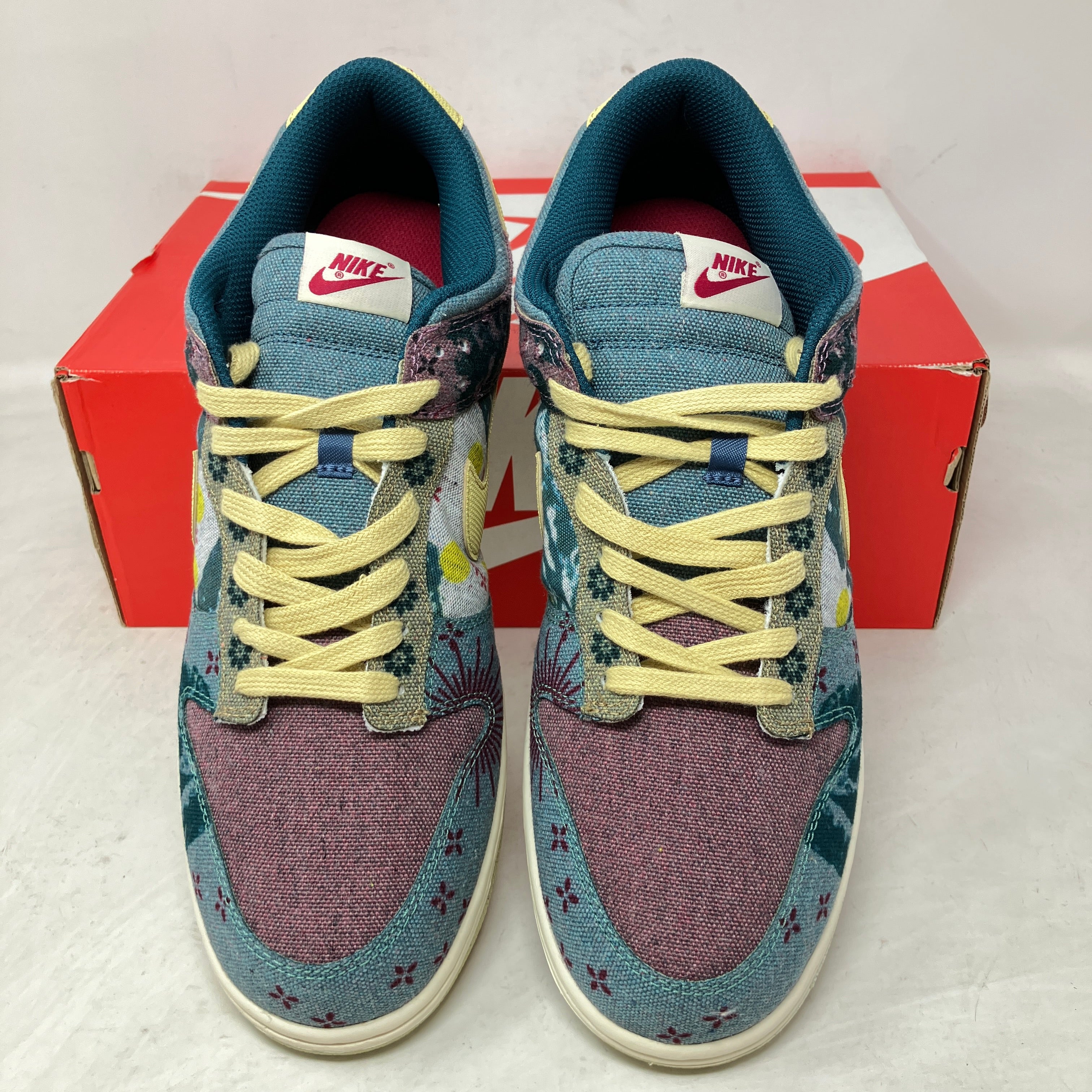 nike dunk low community garden price