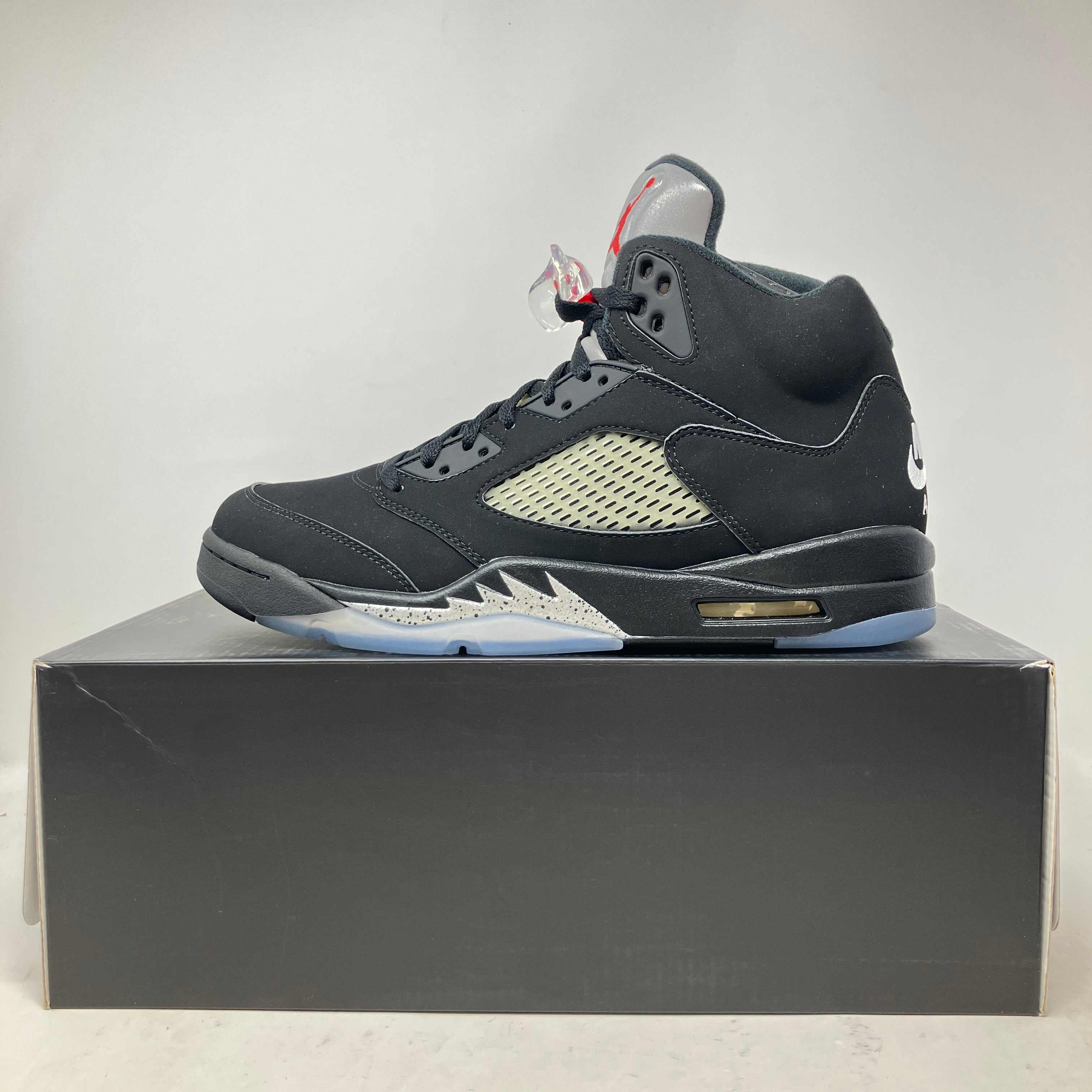 Jordan 5 Retro Black Metallic (2016)