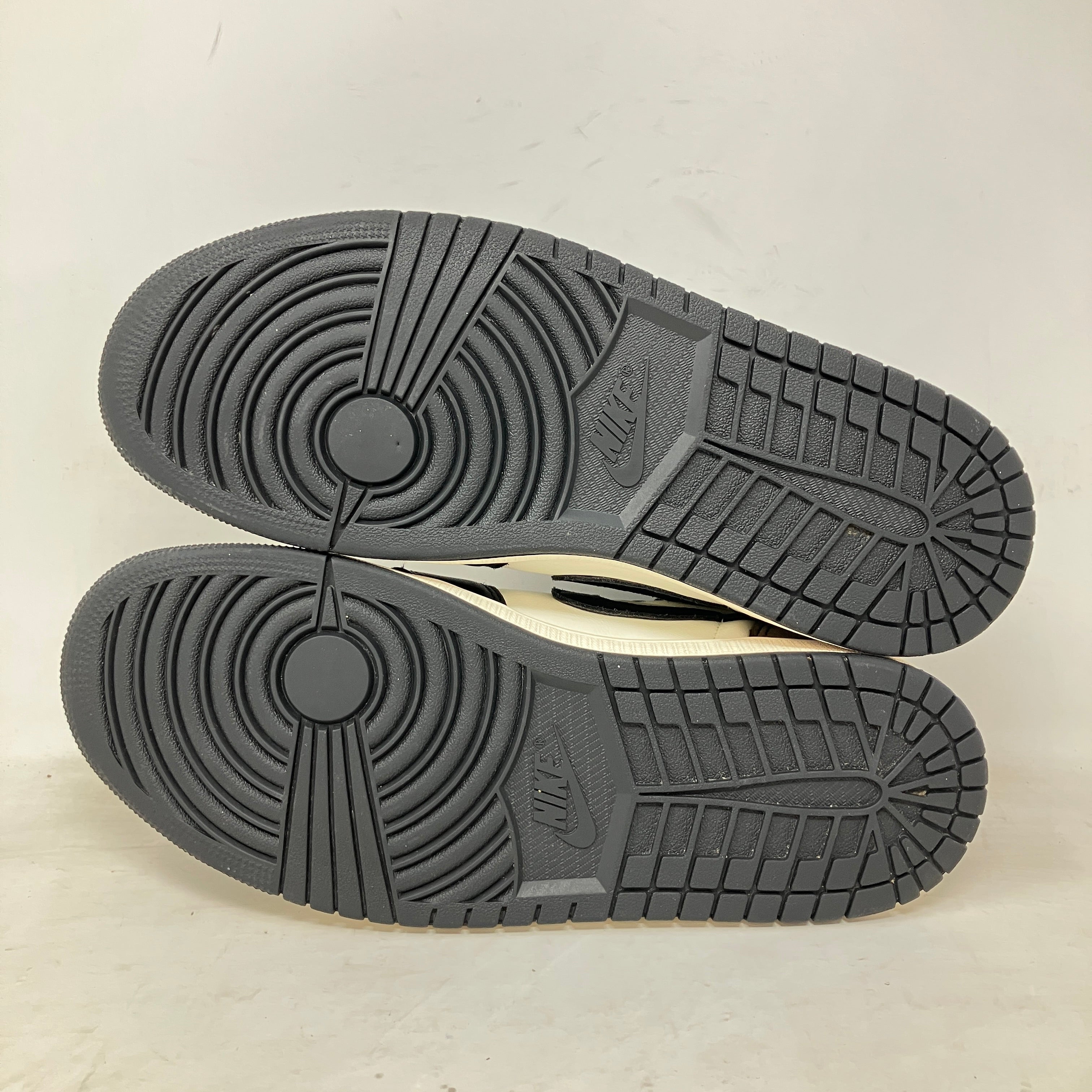 Jordan 1 Retro Low OG Mocha