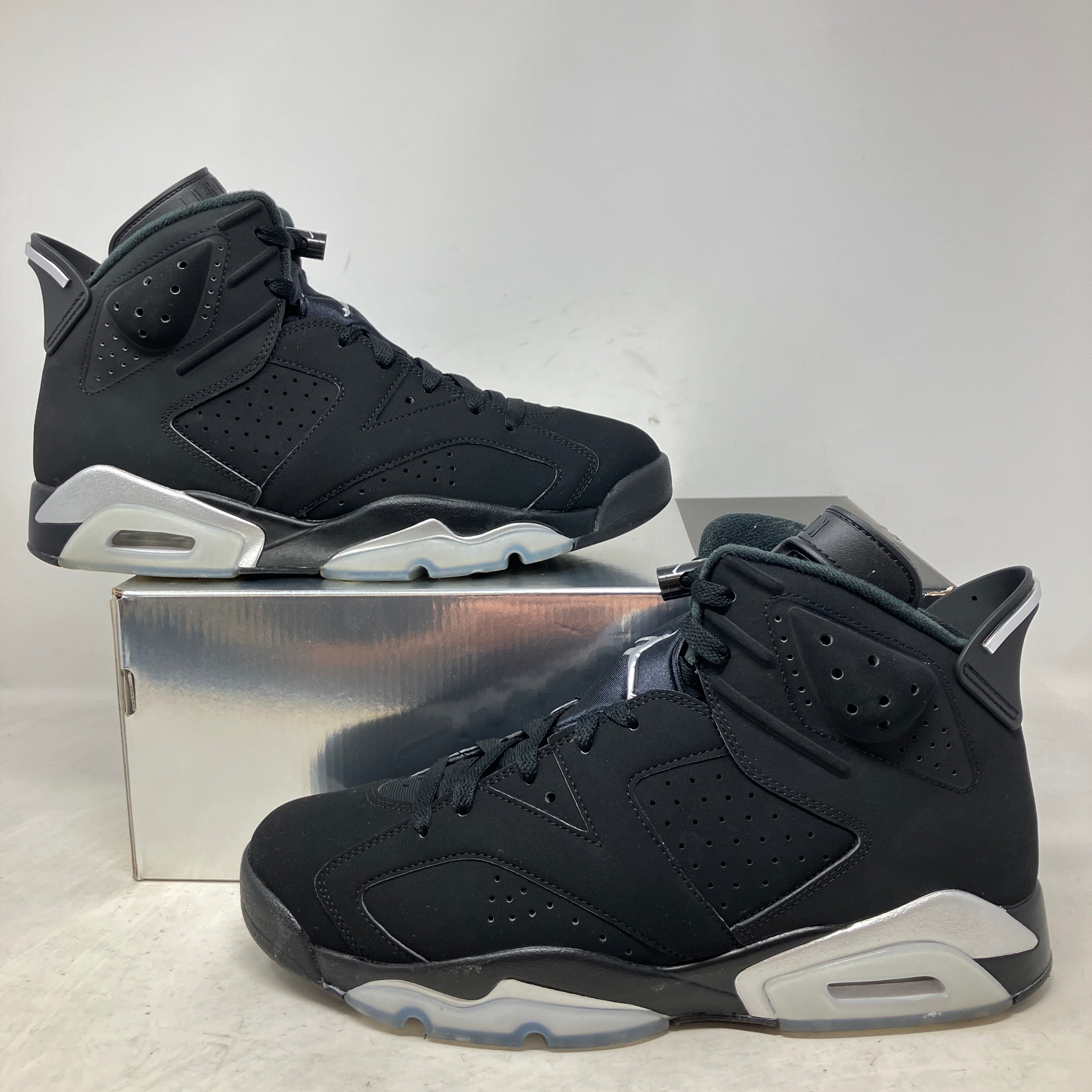 Jordan 6 Retro Chrome
