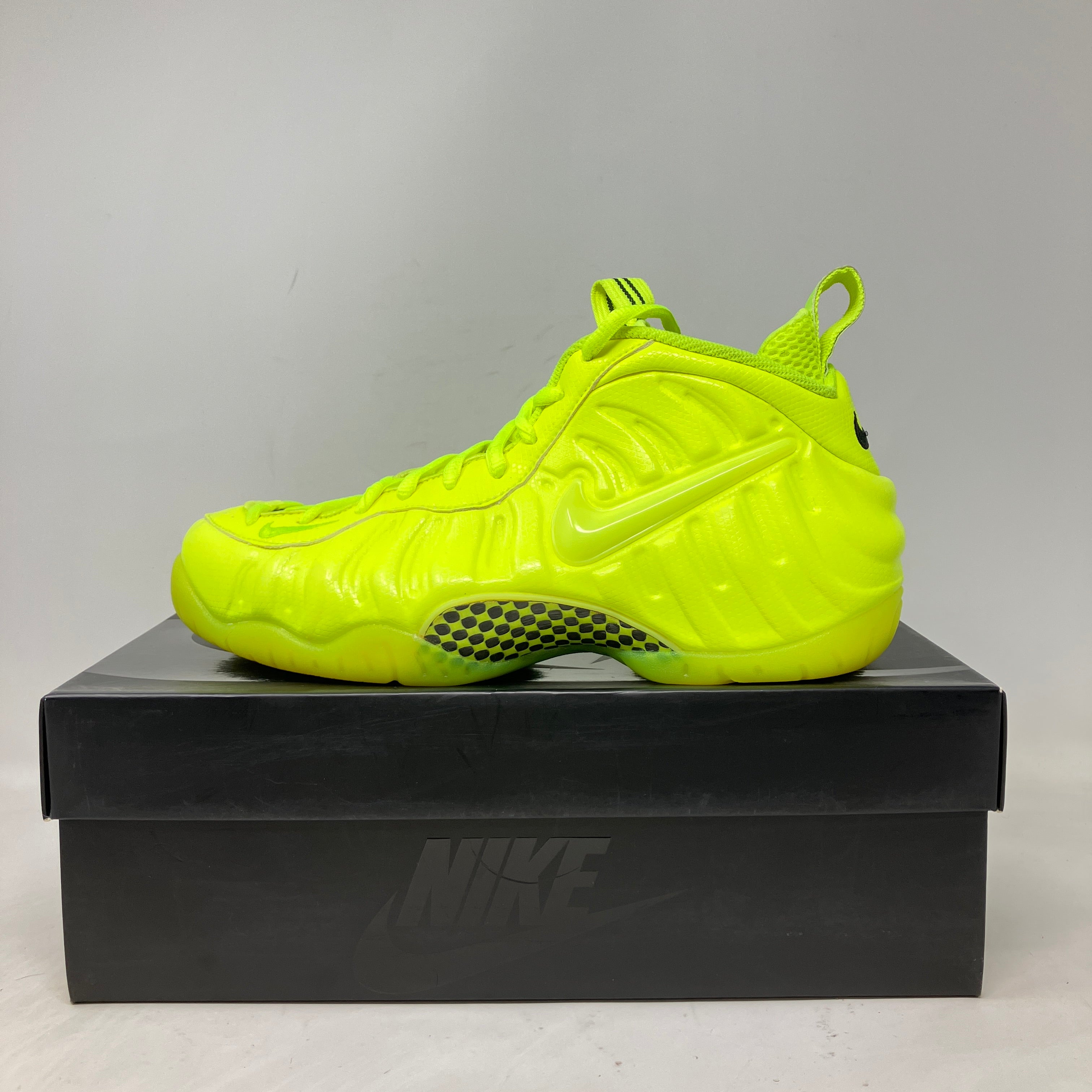 Nike Air Foamposite Pro Volt