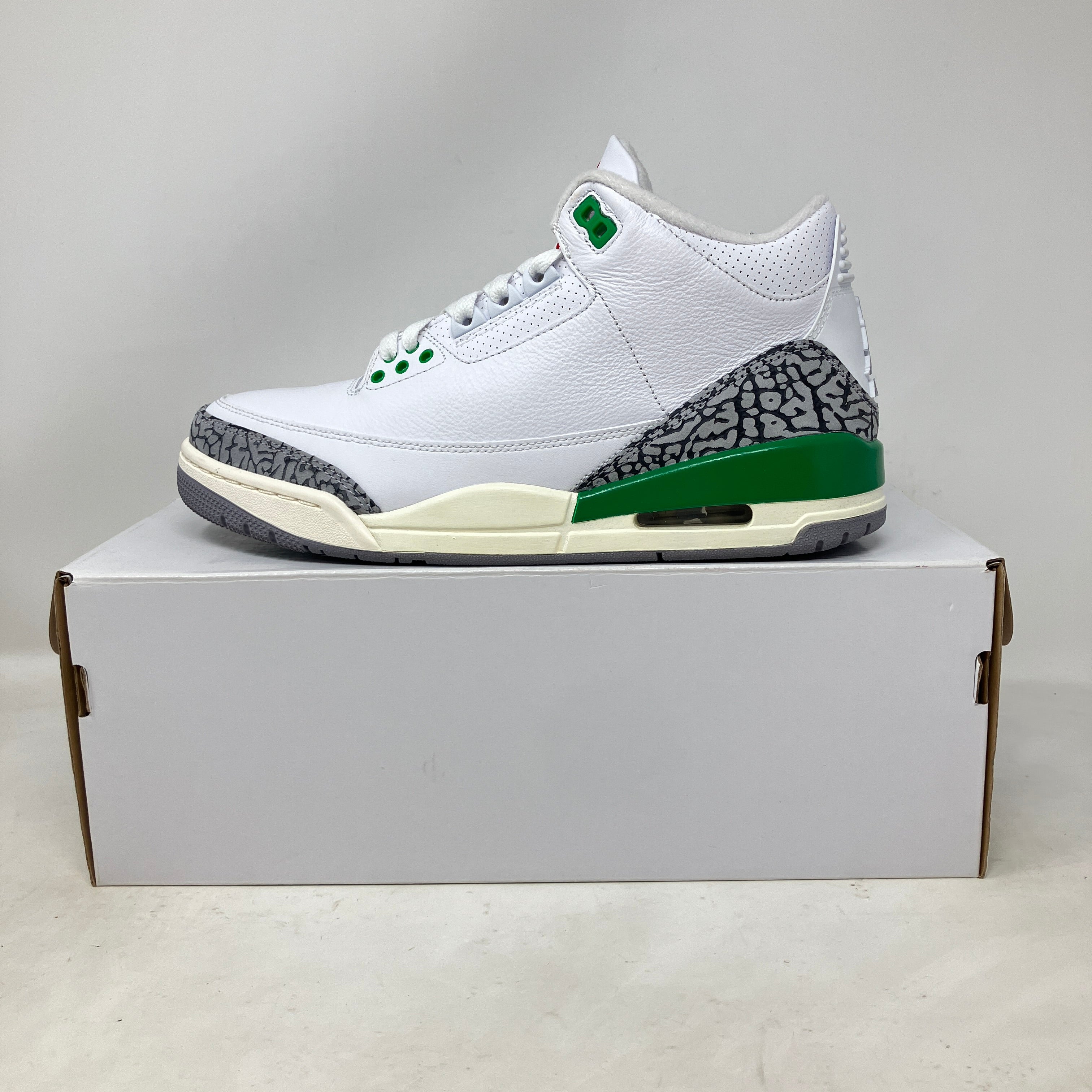 Jordan 3 Retro Lucky Green (Women's)