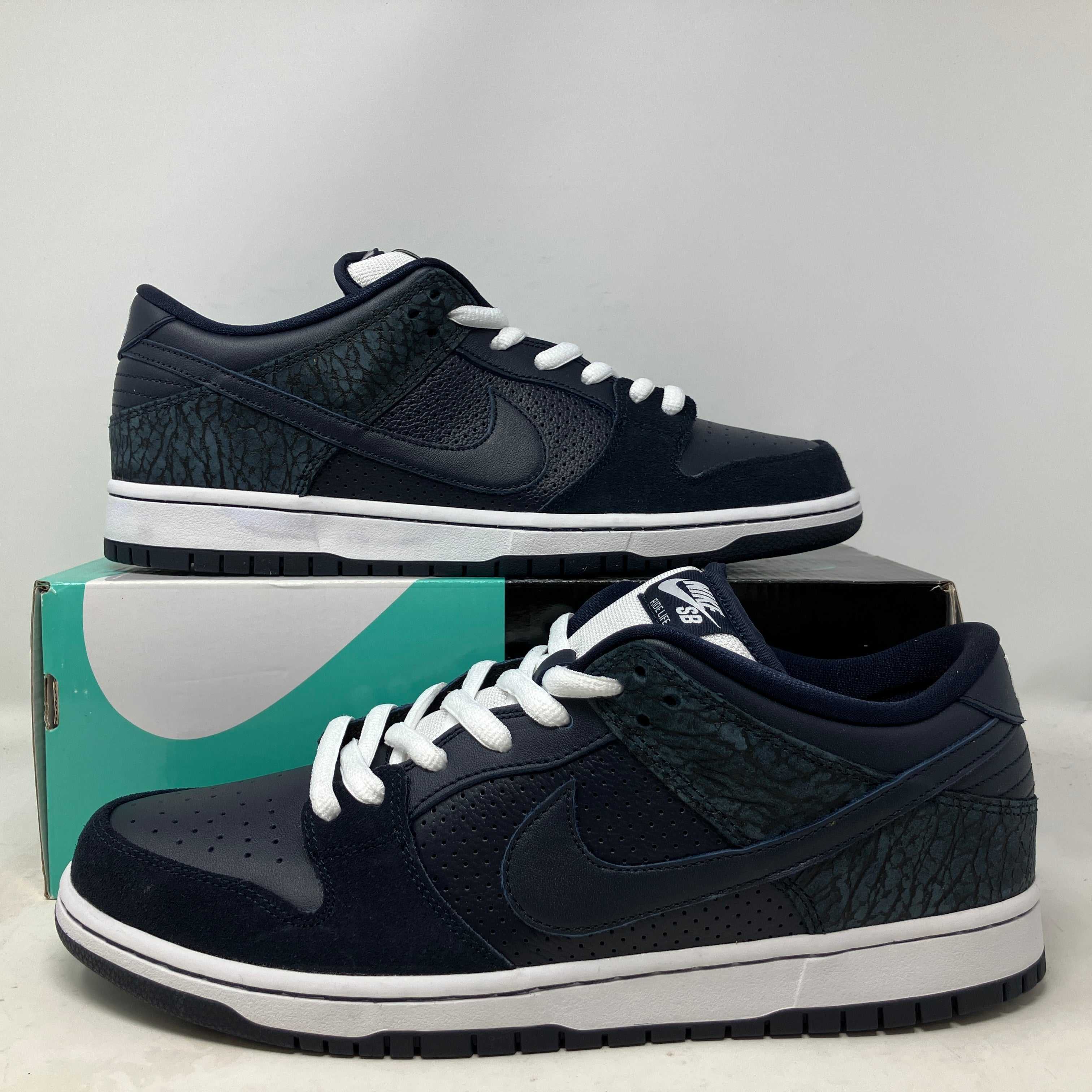 Nike SB Dunk Low Murasaki Ride Life