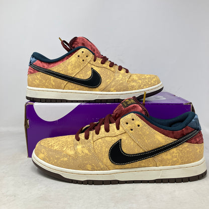 Nike SB Dunk Low City of Cinema