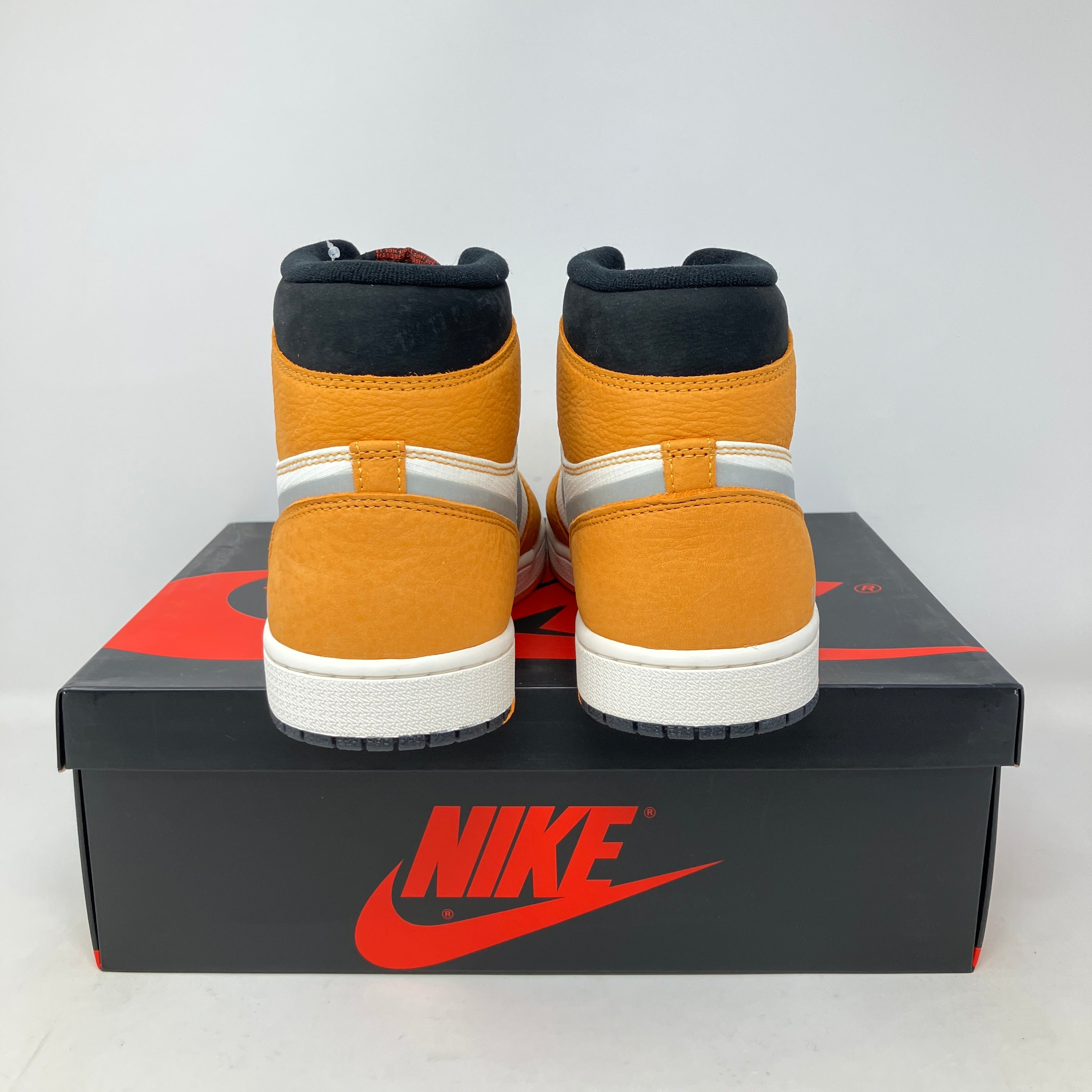 Jordan 1 Retro High Element Gore-Tex Light Curry