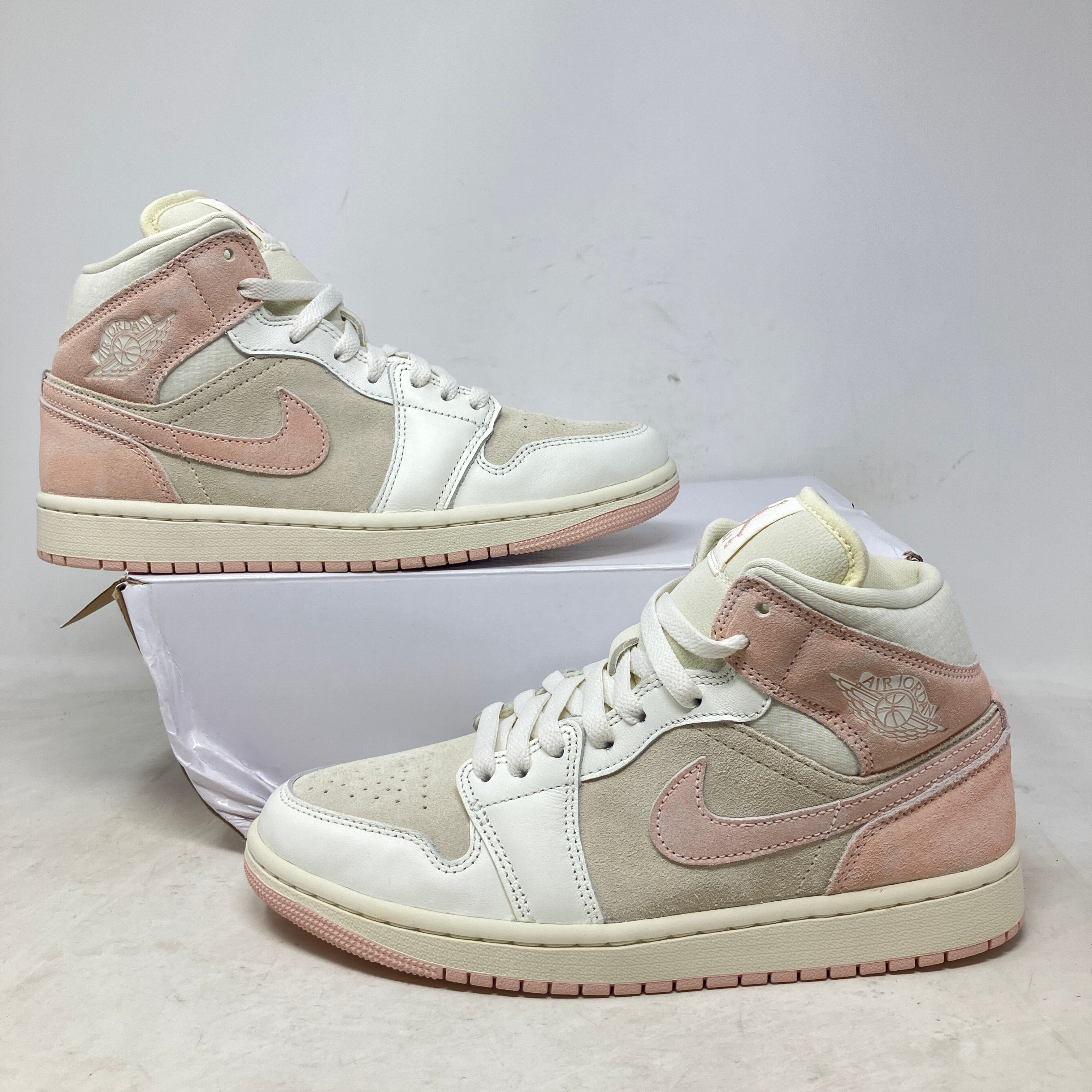 Jordan 1 Mid SE Seersucker (Women's)