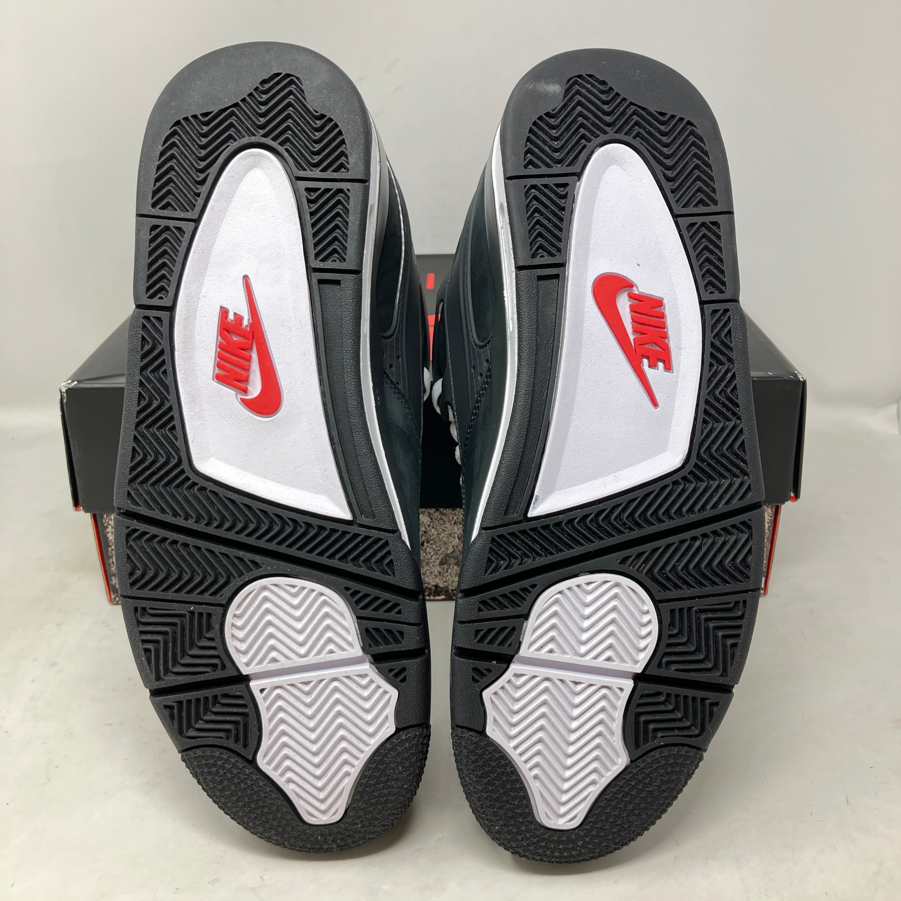 Jordan 4 RM SP Nigel Sylvester Driveway Grey
