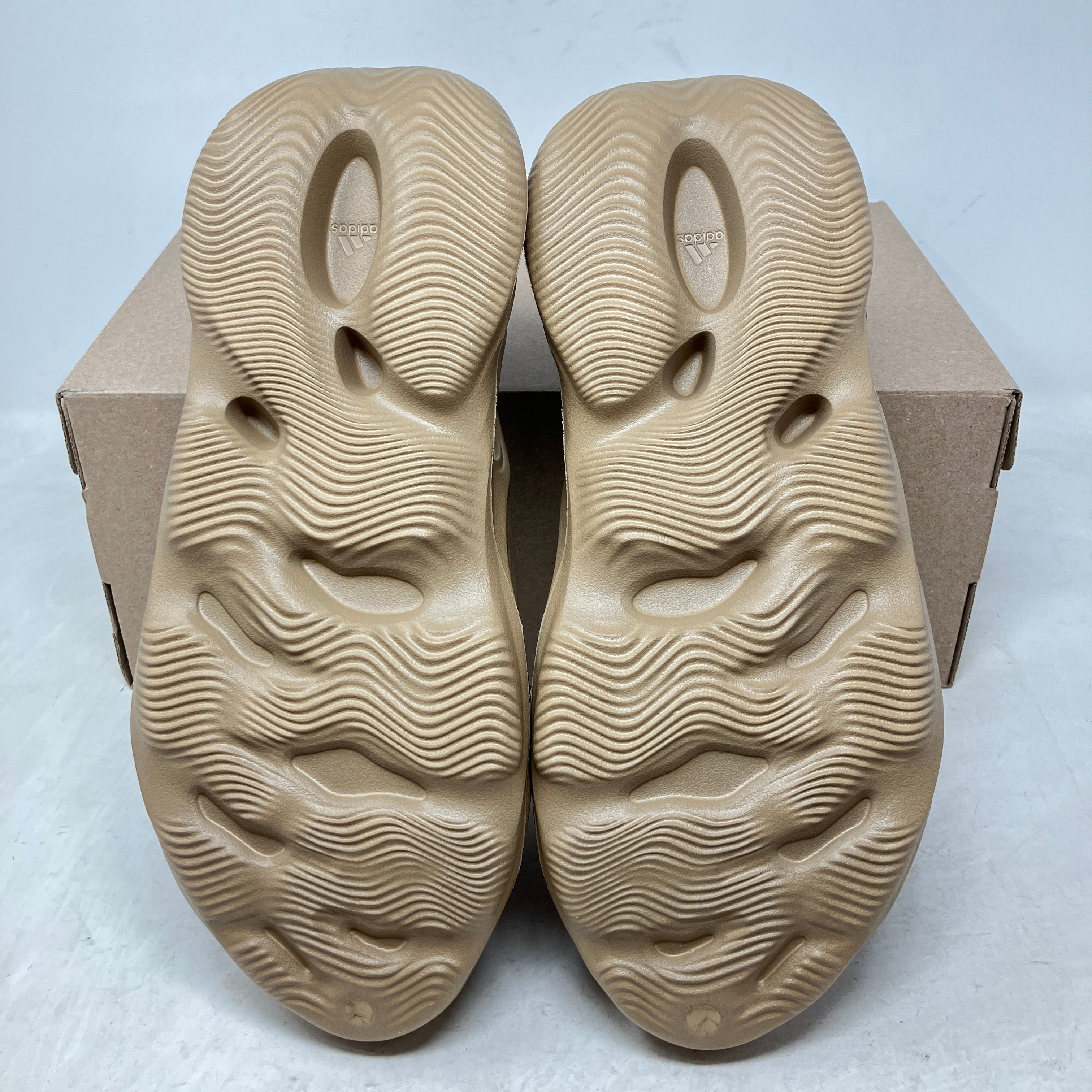 adidas Yeezy Foam RNR Clay Taupe