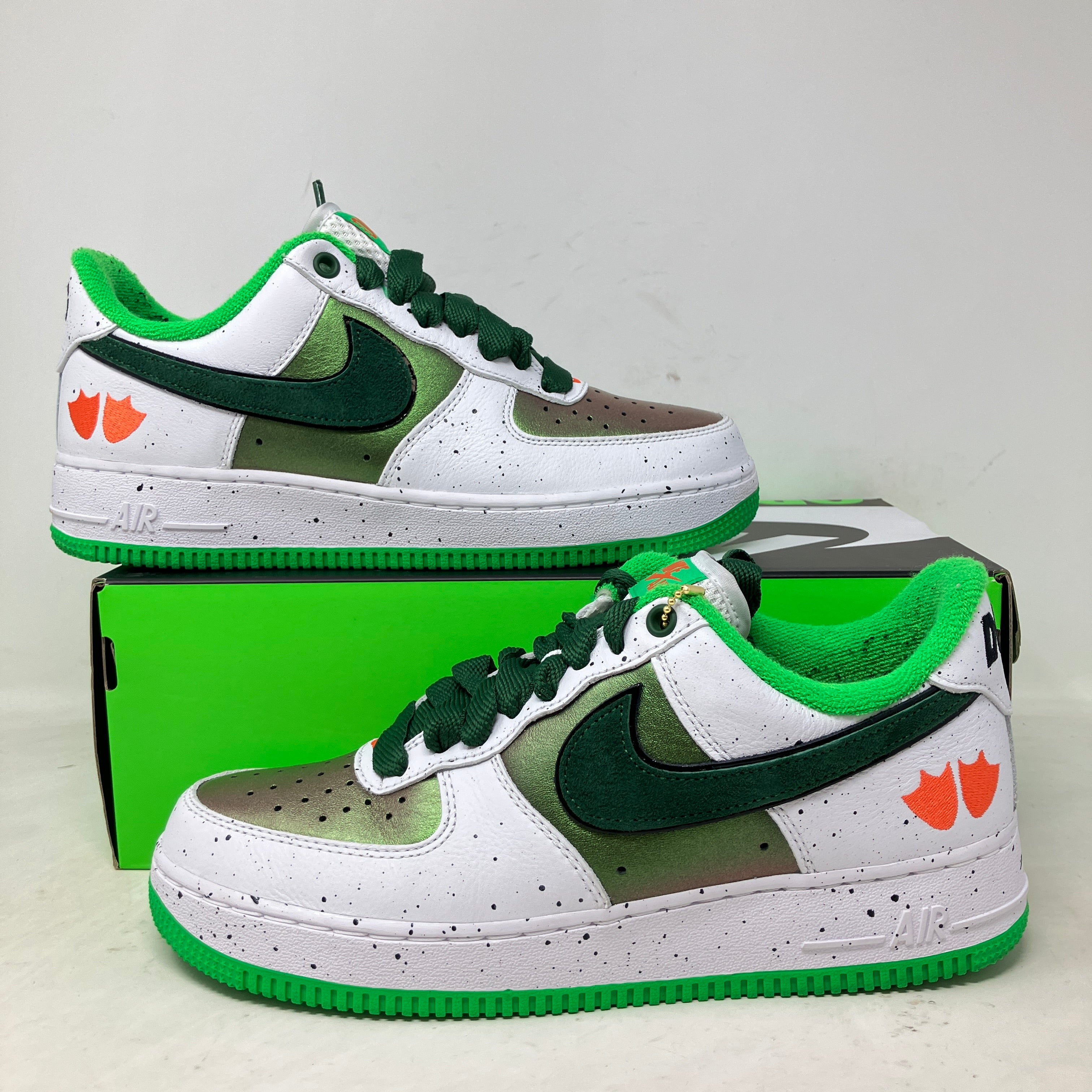 Nike Air Force 1 Low Ducks of a Feather University of Oregon Egg or Duck