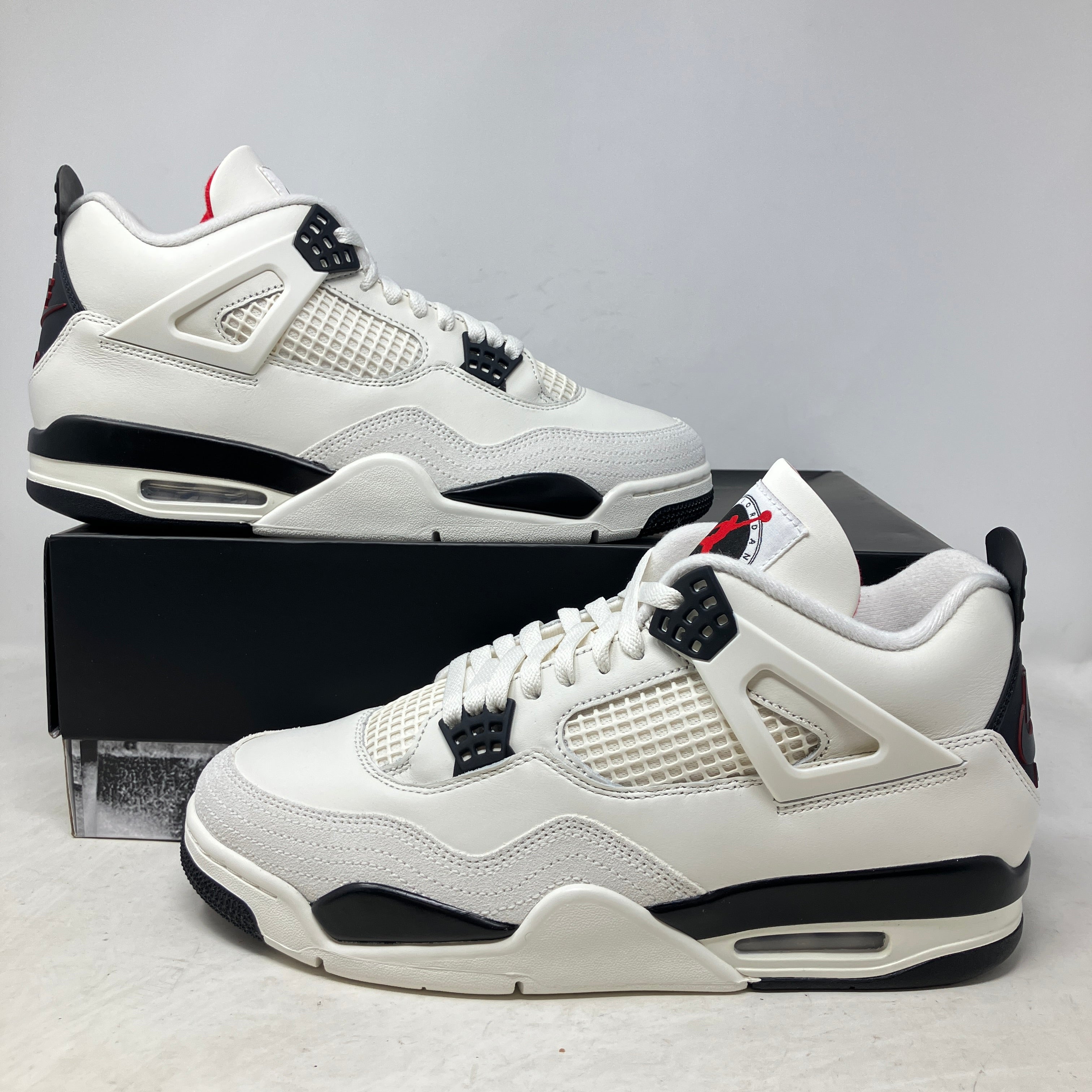 Jordan 4 Retro OG Flight Club