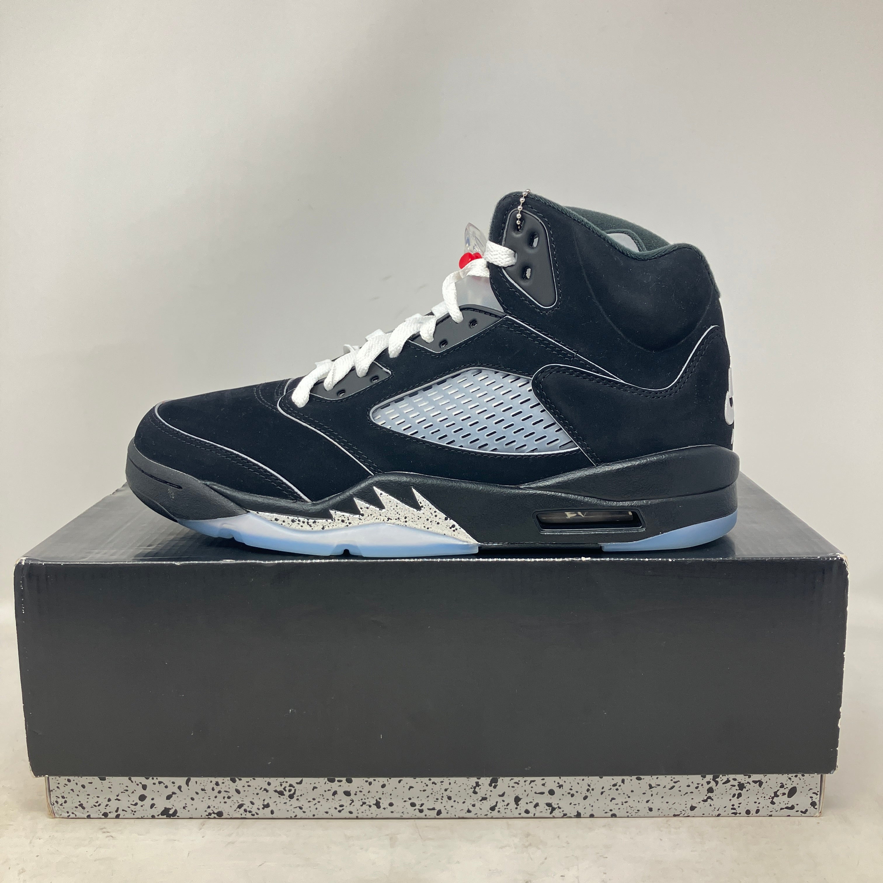 Jordan 5 Retro OG Black Metallic Reimagined