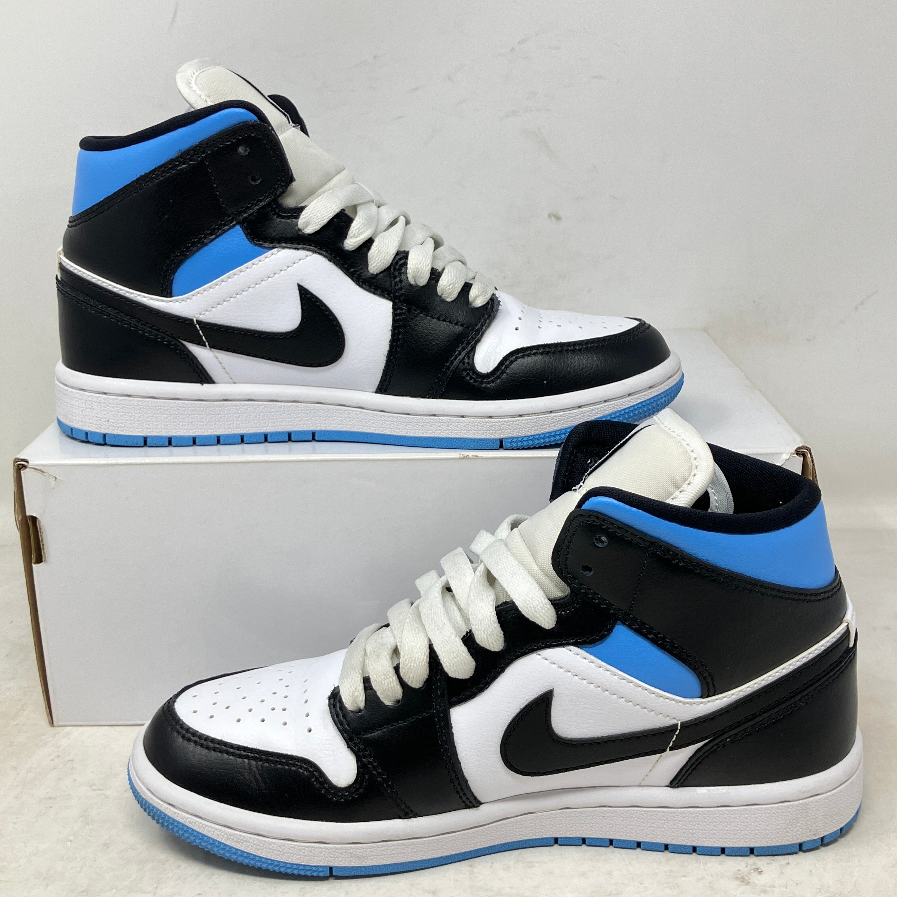 Jordan 1 Mid University Blue (Women's)