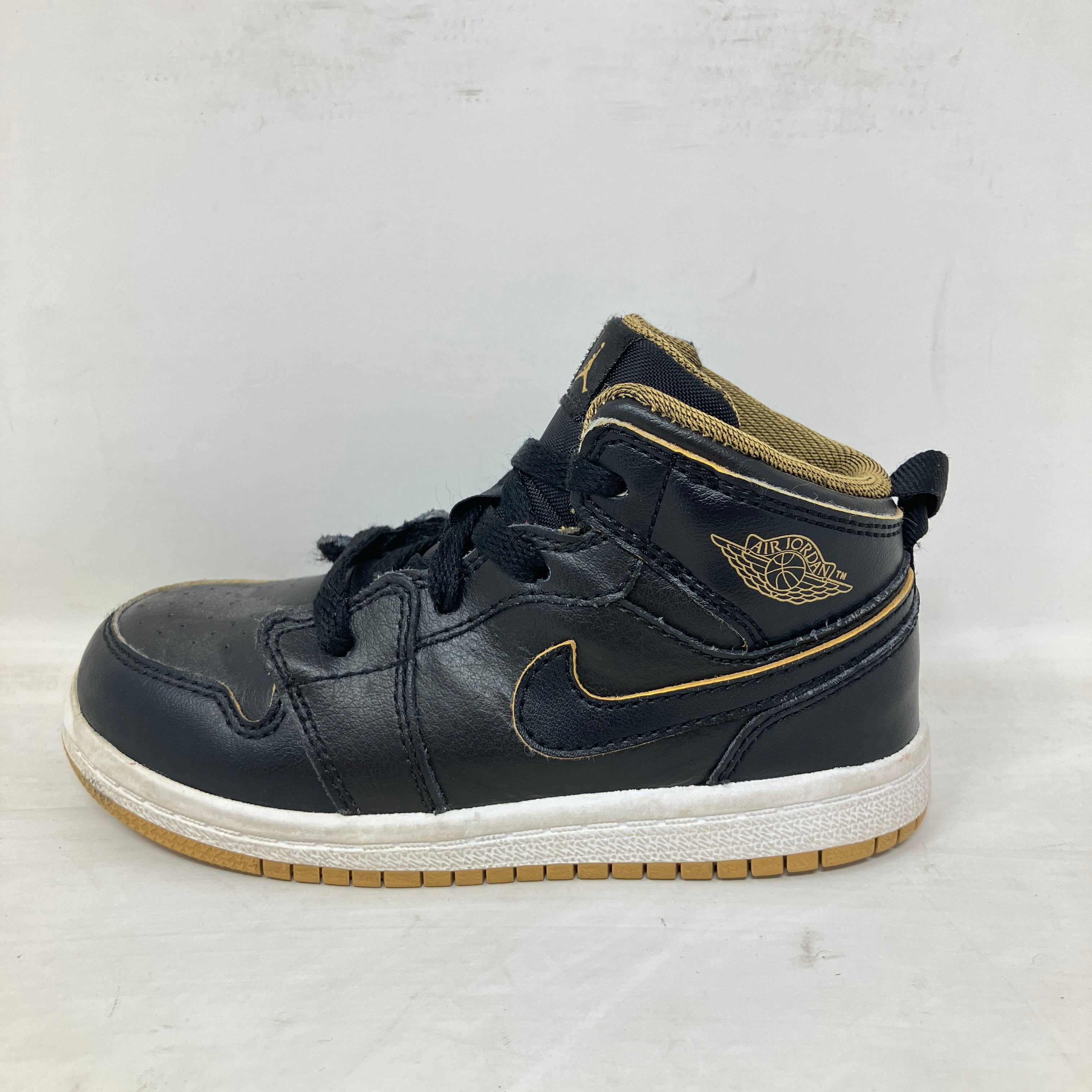 Jordan 1 Mid Black Metallic Gold (TD)