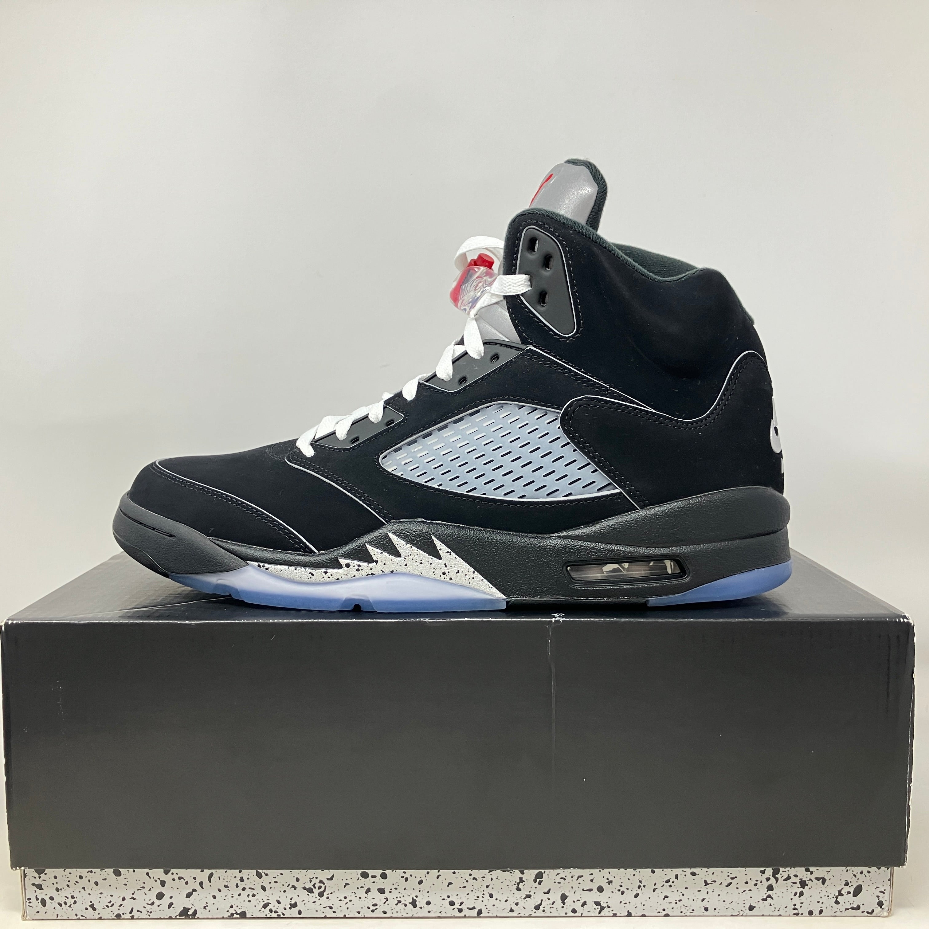 Jordan 5 Retro OG Black Metallic Reimagined