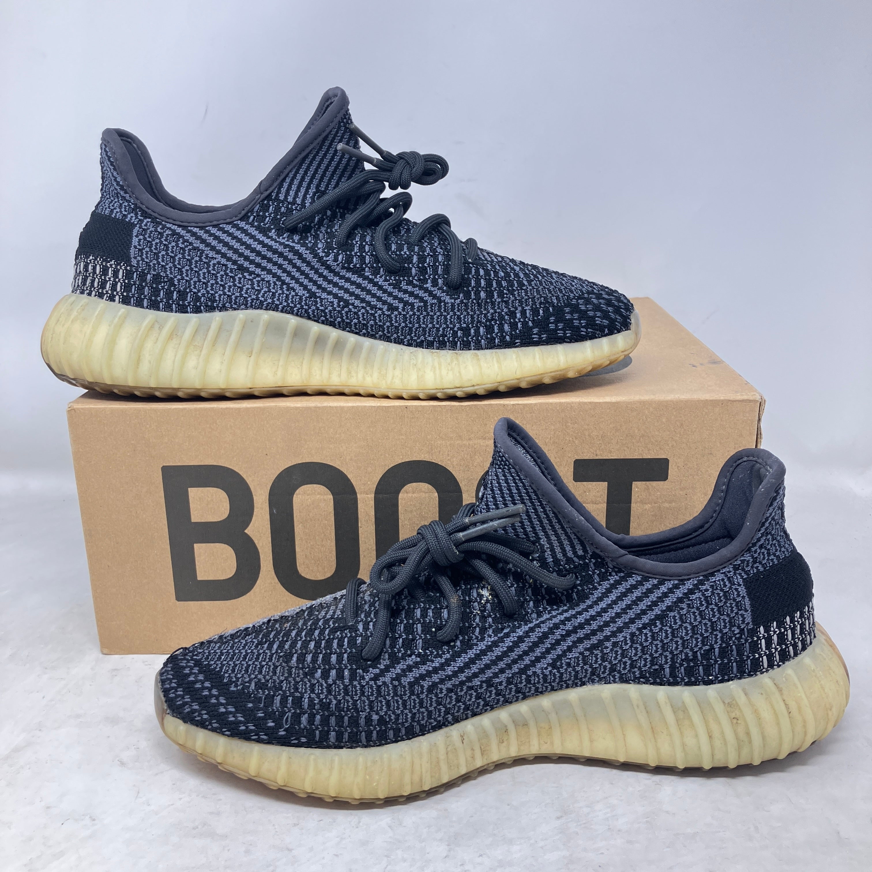 adidas Yeezy Boost 350 V2 Carbon