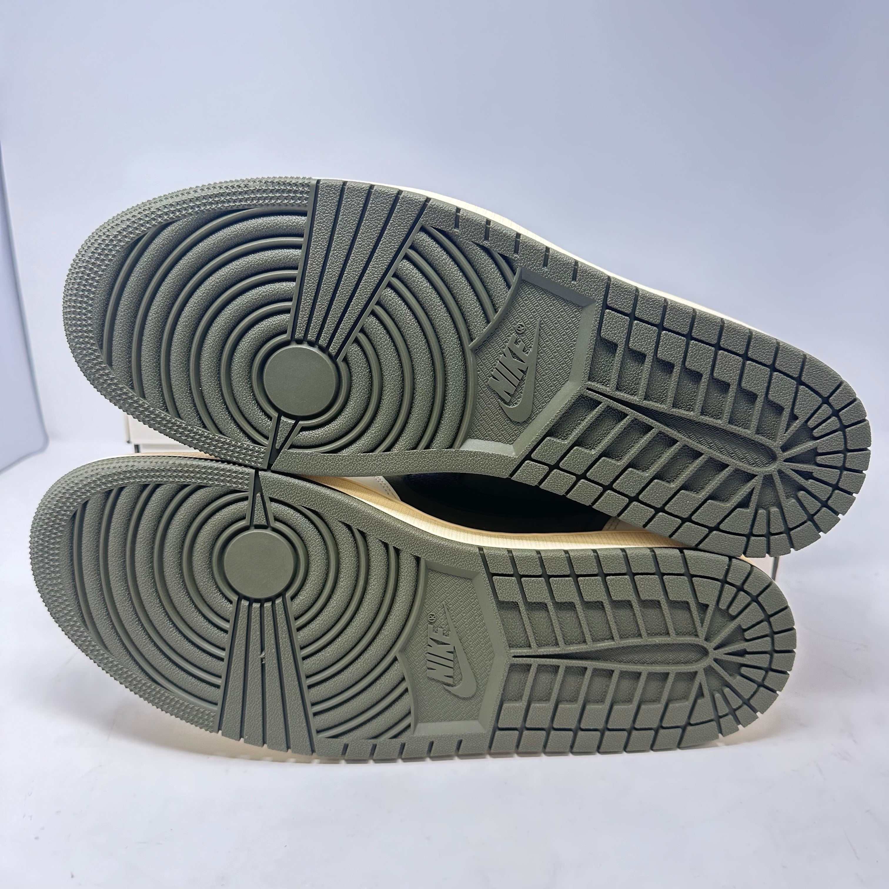 Jordan 1 Retro Low OG SP Travis Scott Medium Olive