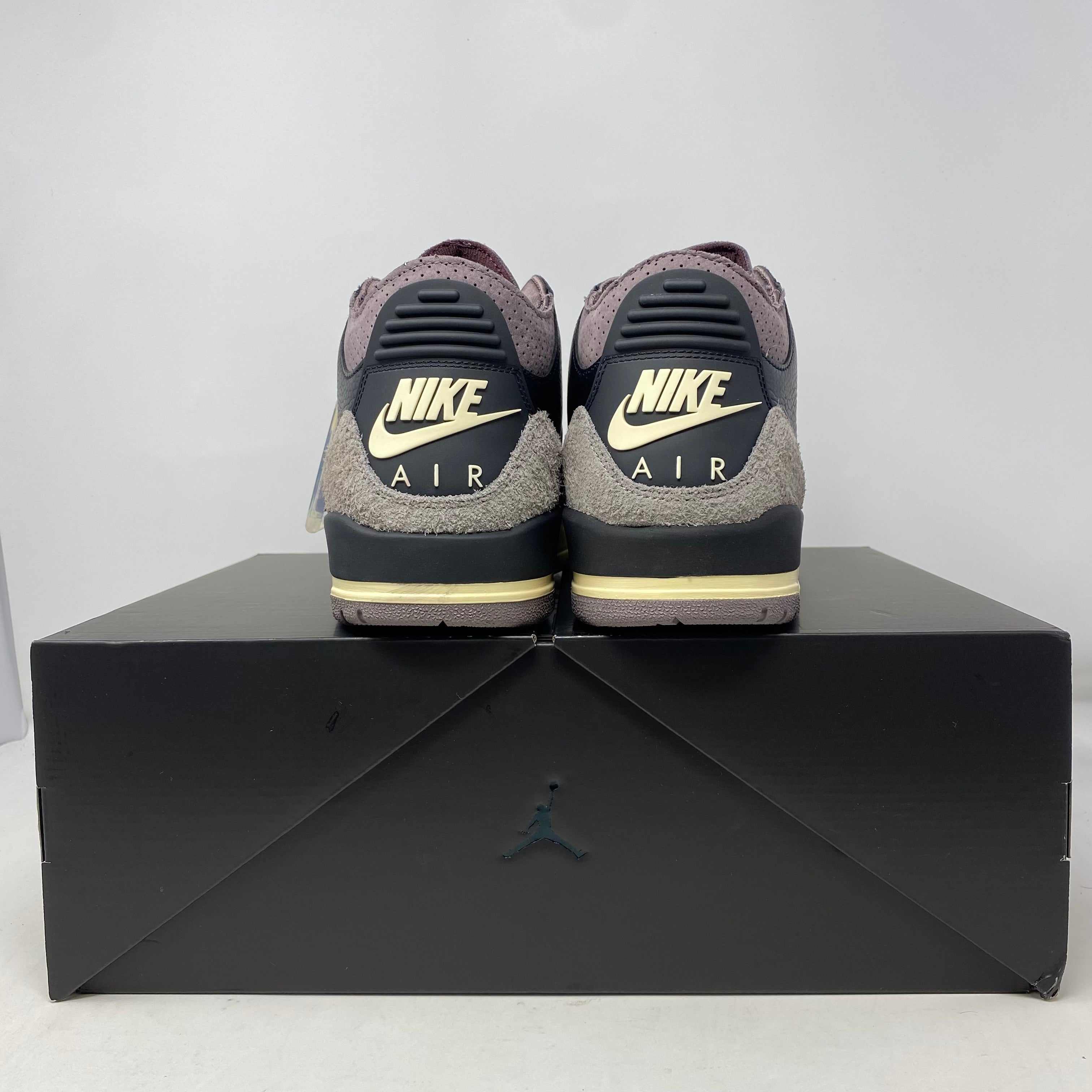 Jordan 3 Retro OG SP A Ma Maniére While You Were Sleeping