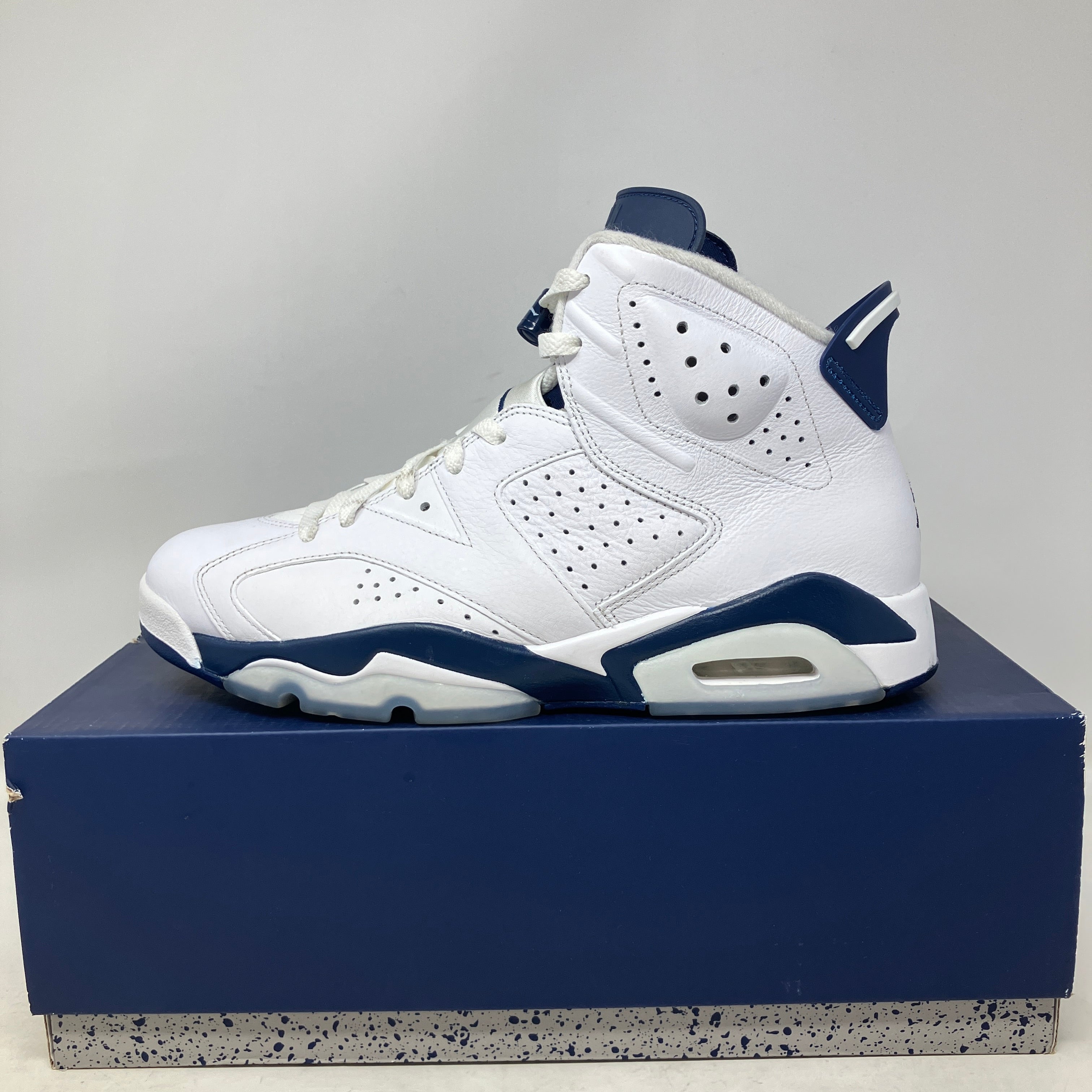 Jordan 6 Retro Midnight Navy (2022)