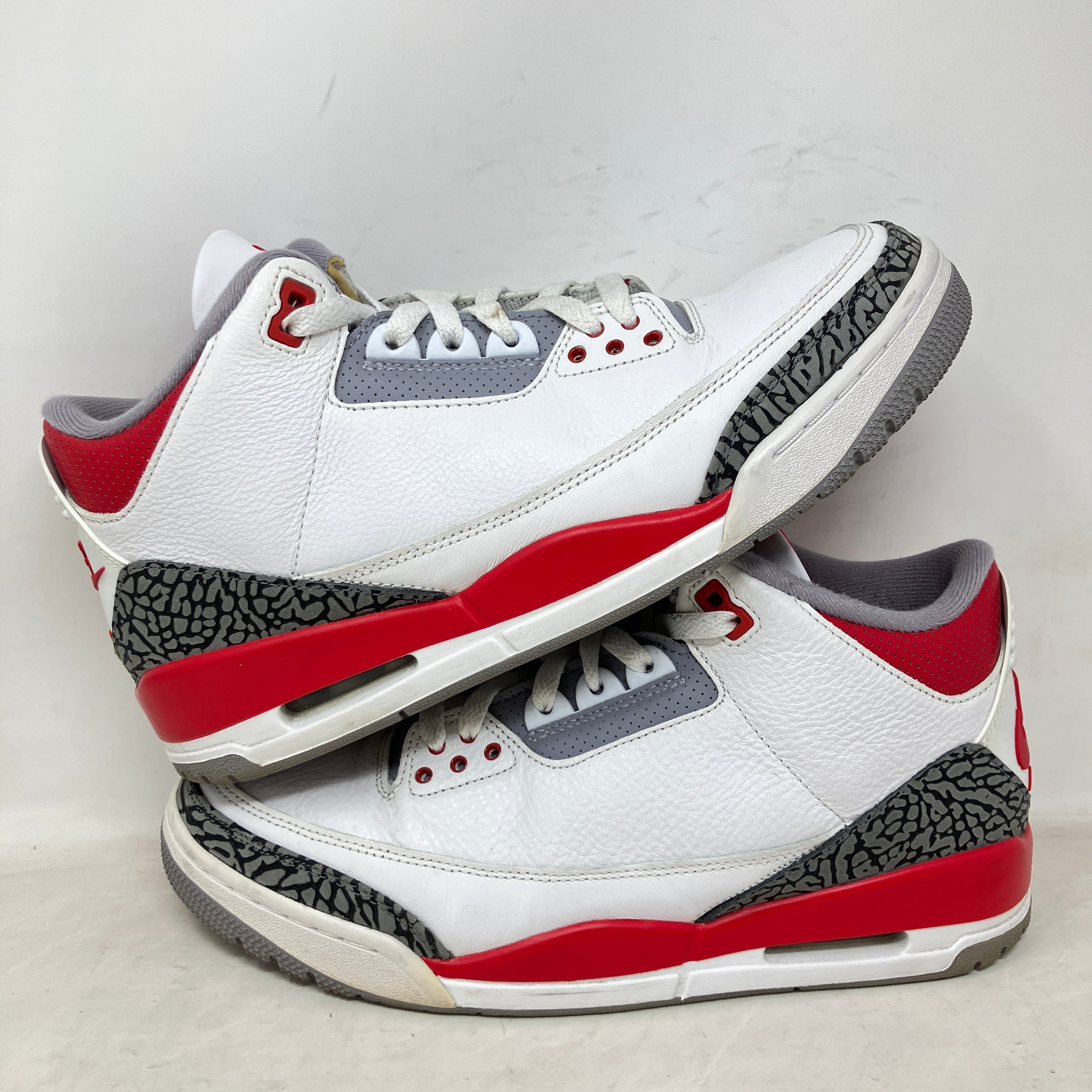 Jordan 3 Retro Fire Red (2022)