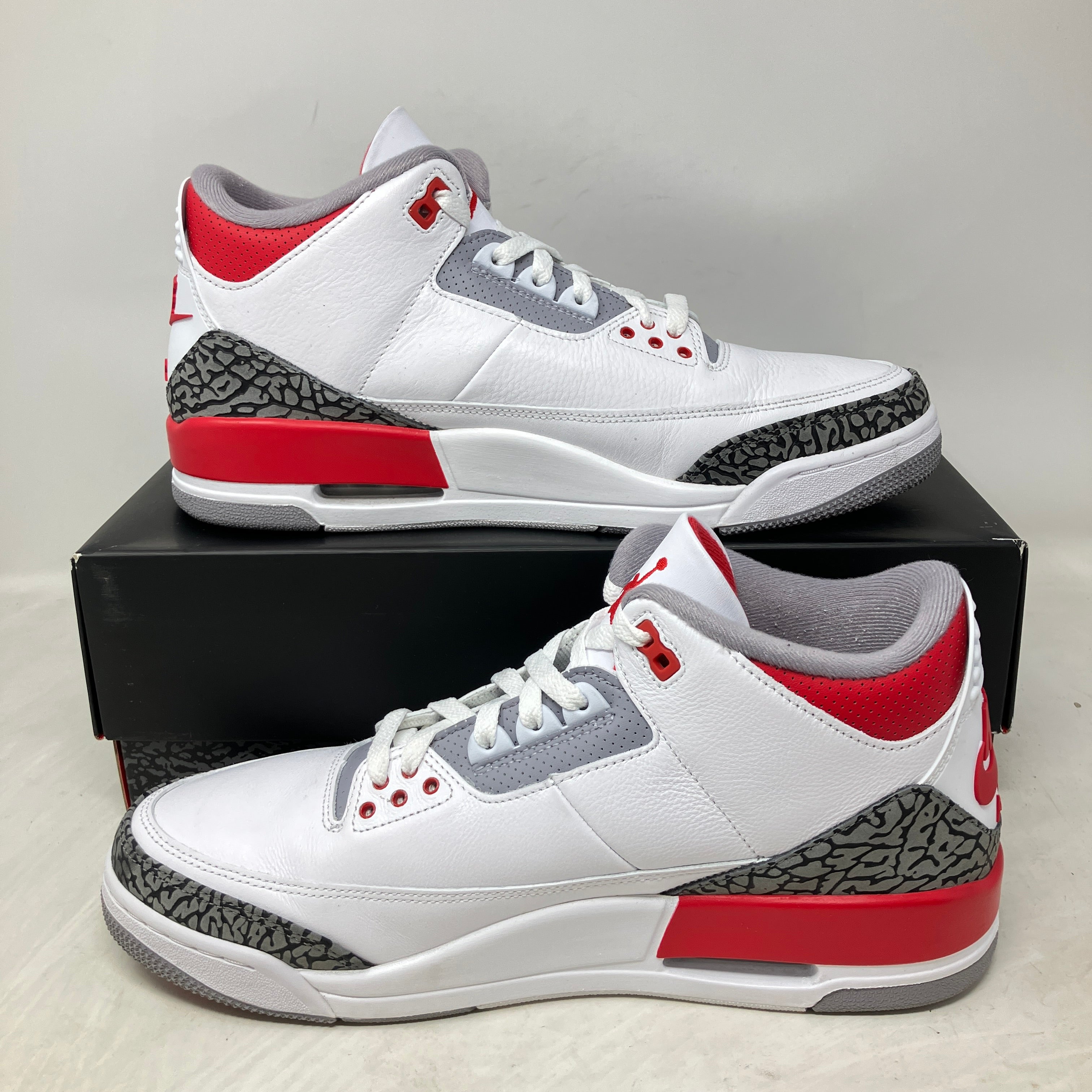 Jordan 3 Retro Fire Red (2022)