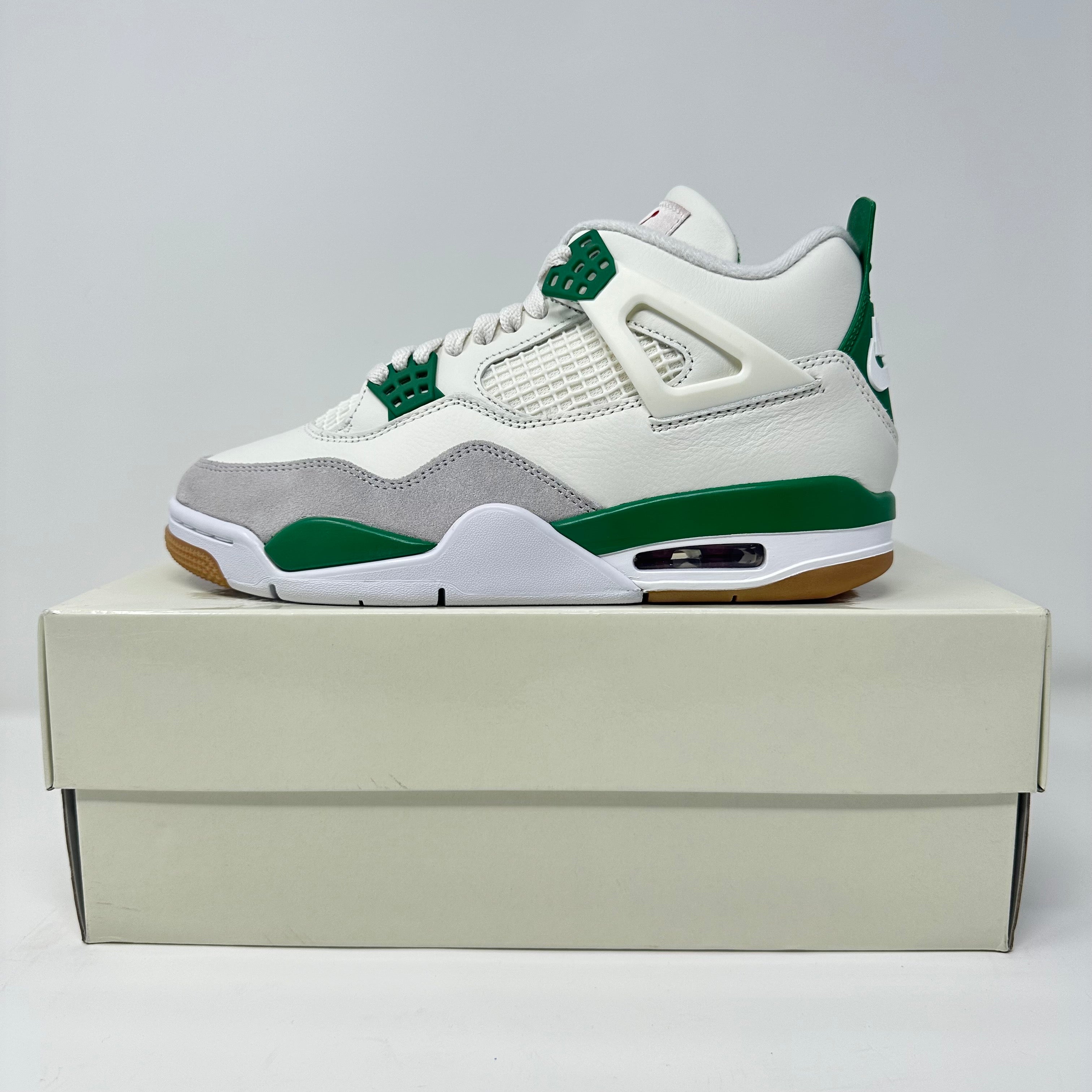 Jordan 4 Retro SB Pine Green