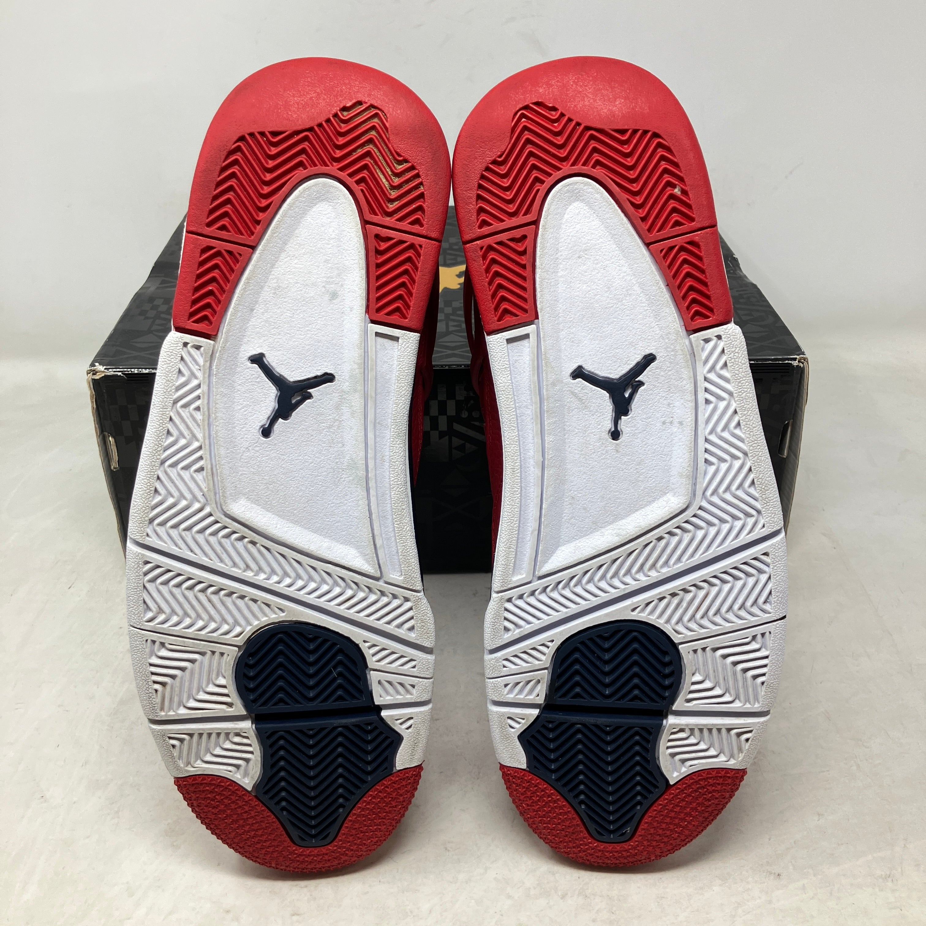 Jordan 4 Retro FIBA (2019)