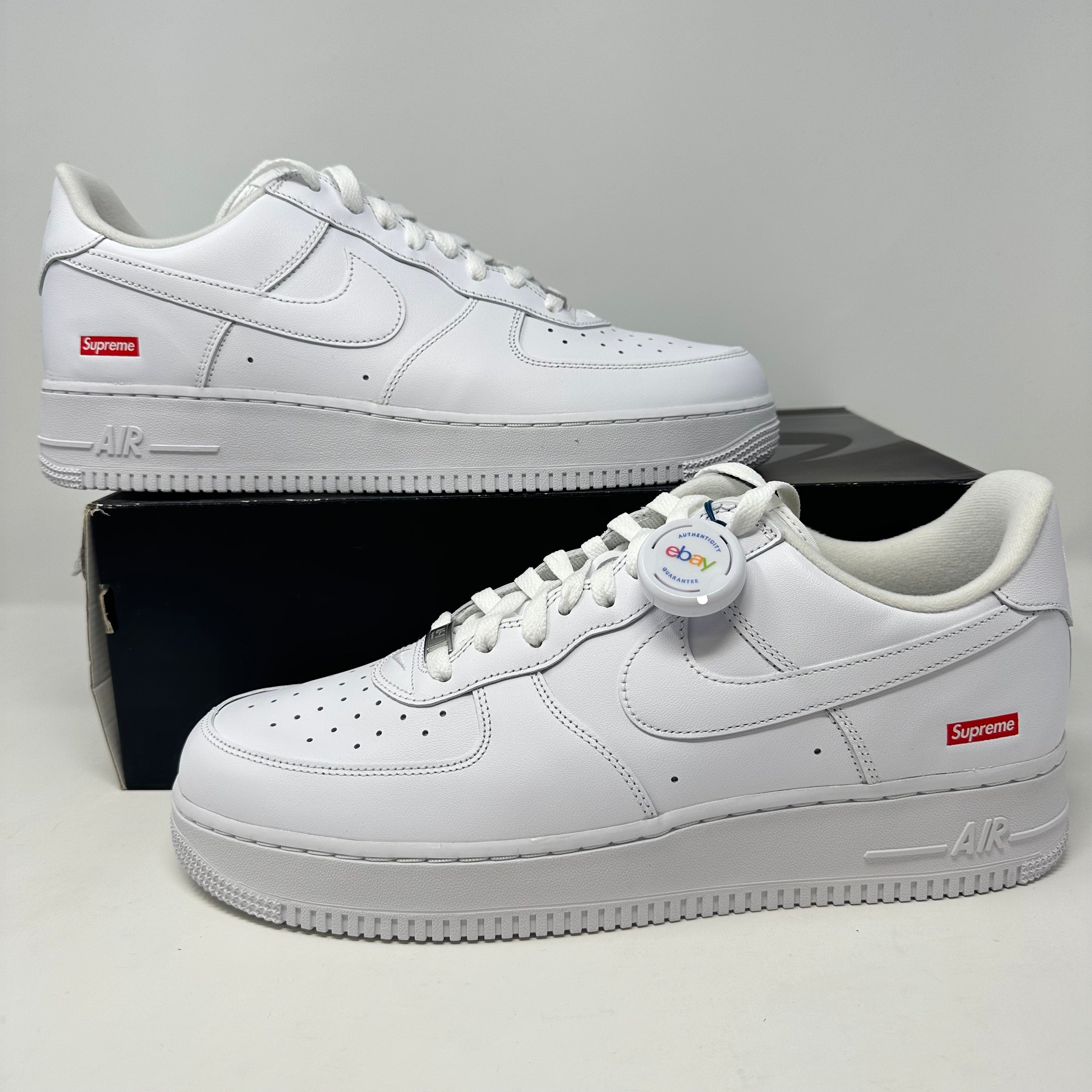 Nike Air Force 1 Low Supreme White