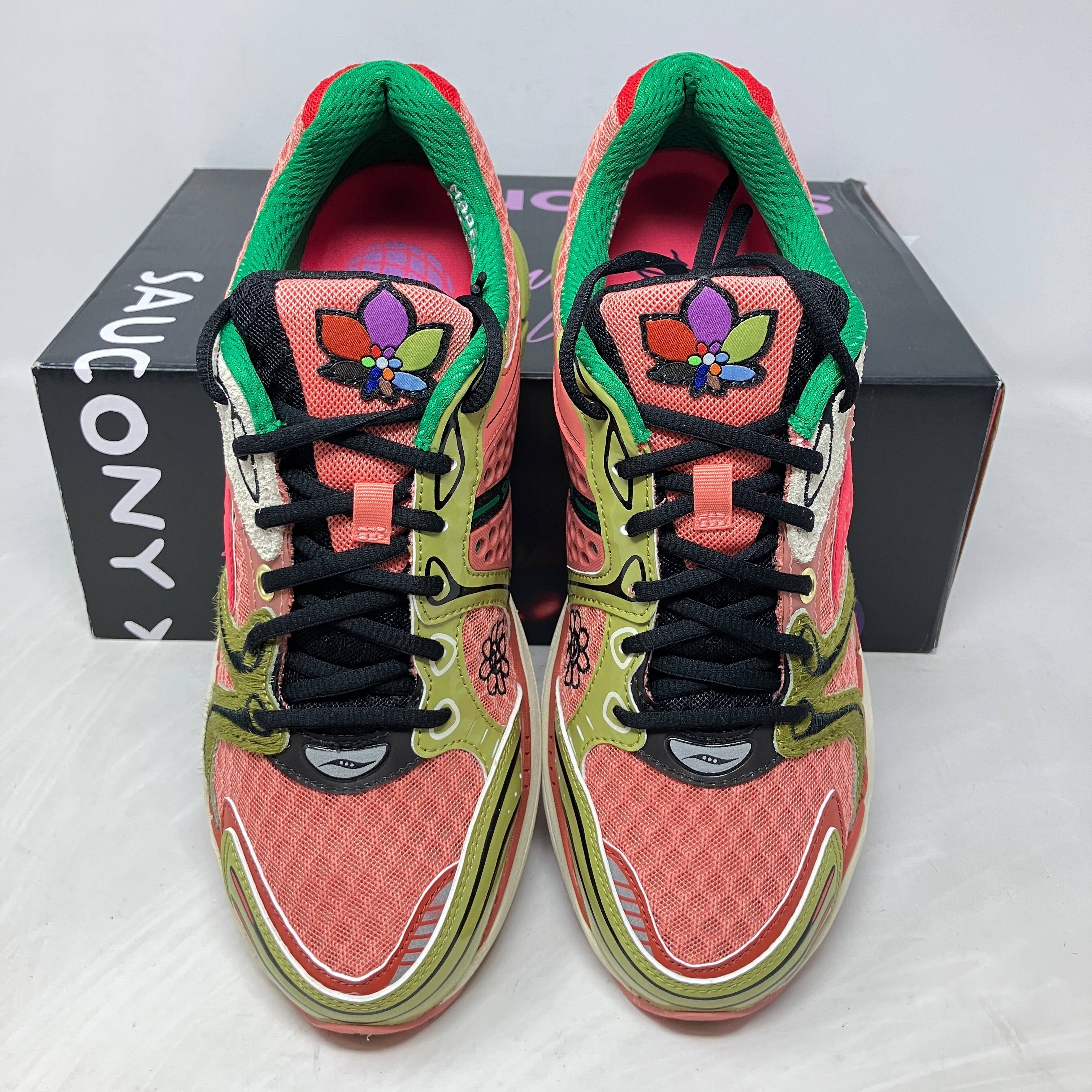Saucony ProGrid Triumph 4 Jae Tips Flowers Grow Uptown Virginia Creeper