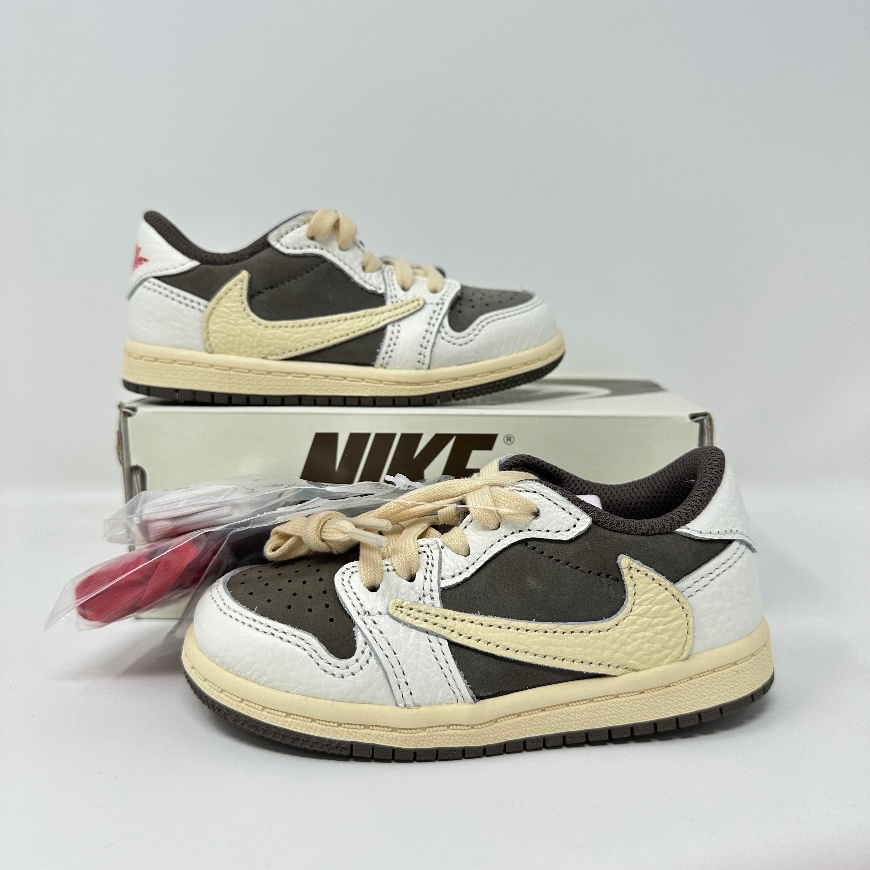 Jordan 1 Retro Low OG SP Travis Scott Reverse Mocha (PS/TD)